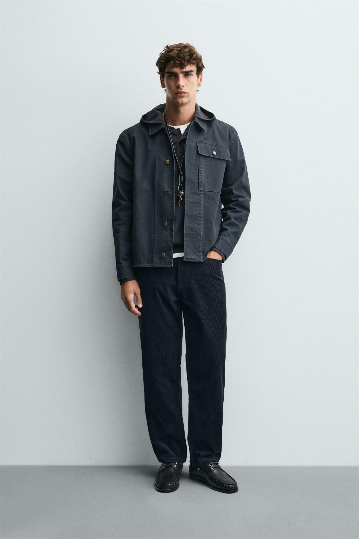 자라 코듀로이 레귤러핏 캐주얼 팬츠 4391/440 NAVY BLUE - 상세 이미지 2