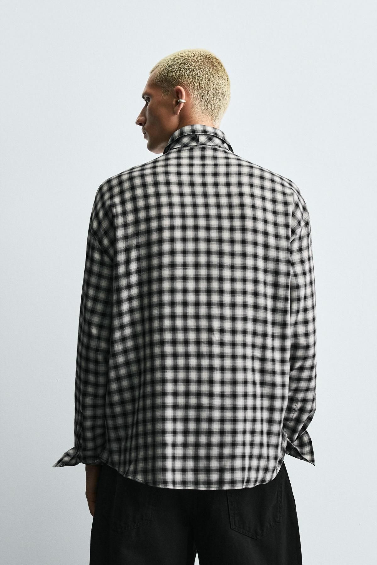 자라 체크 루즈핏 타이 셔츠 5920/482 BLACK / WHITE - 상세 이미지 4