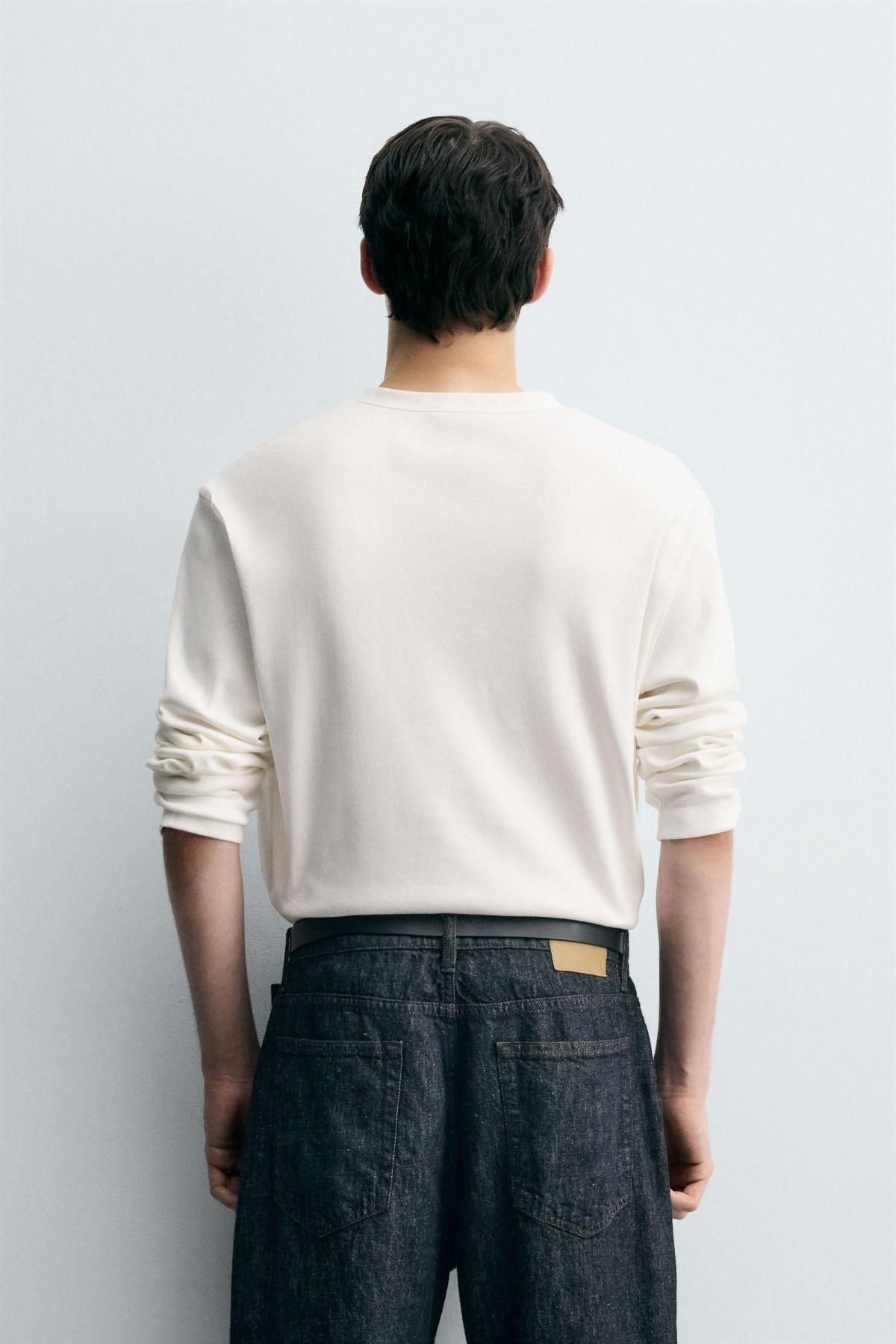 자라 텍스처 라운드넥 버튼 긴팔 티셔츠 5584/342 WHITE - 상세 이미지 4