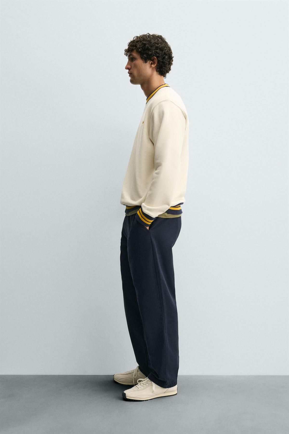 자라 네이비 테크니컬 스트레이트핏 치노 팬츠 2342/302 NAVY BLUE - 상세 이미지 4