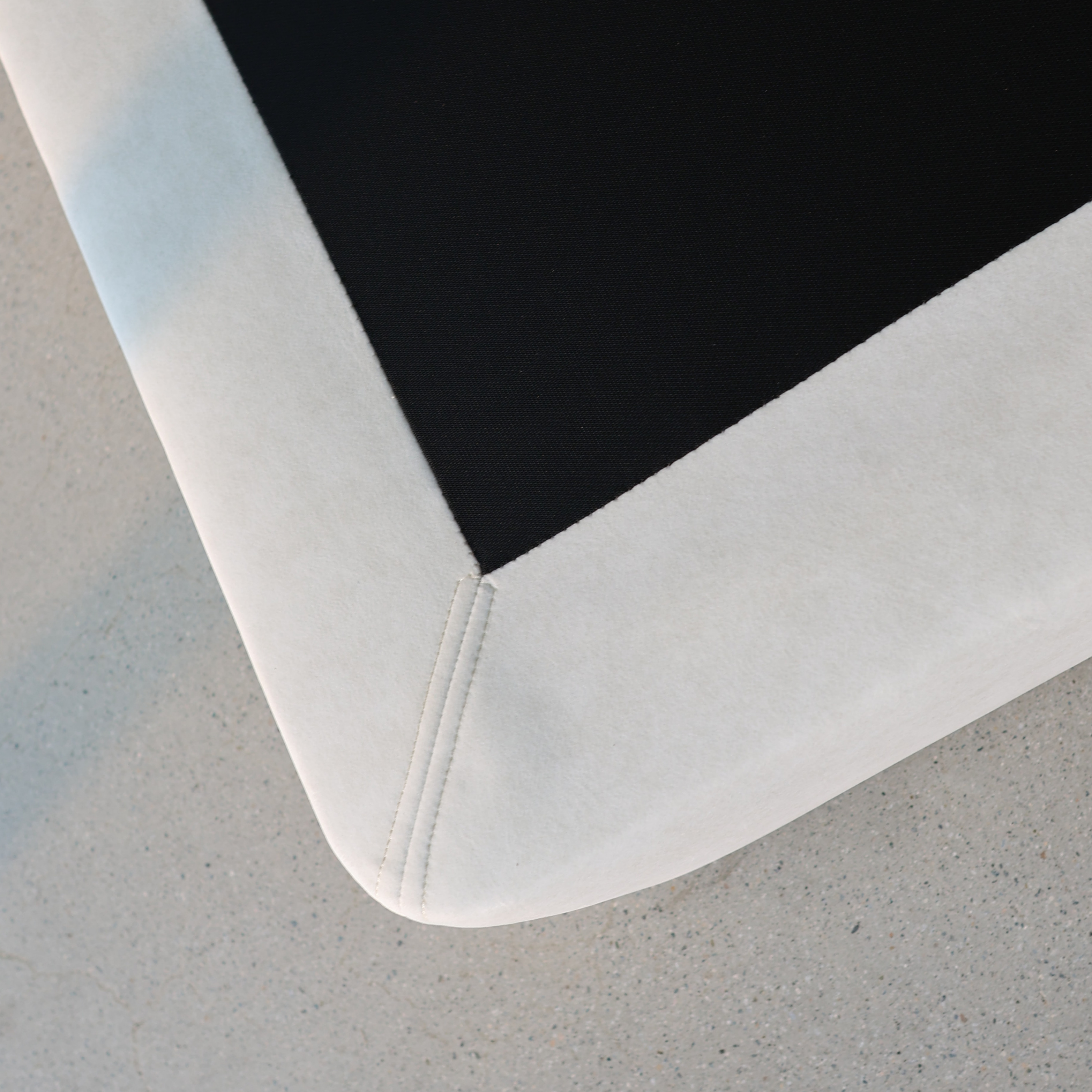 신혼 부부 침대 프레임 호텔식 패브릭 모던 SS 1100