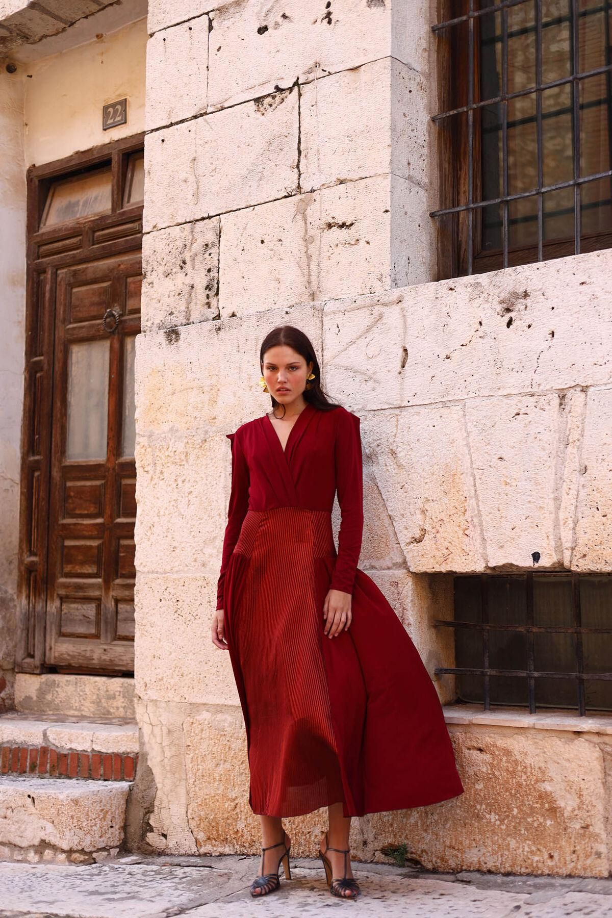 파남비 브이넥 크로스 스커트 롱 원피스 6442388 GRANATE - 상품 이미지