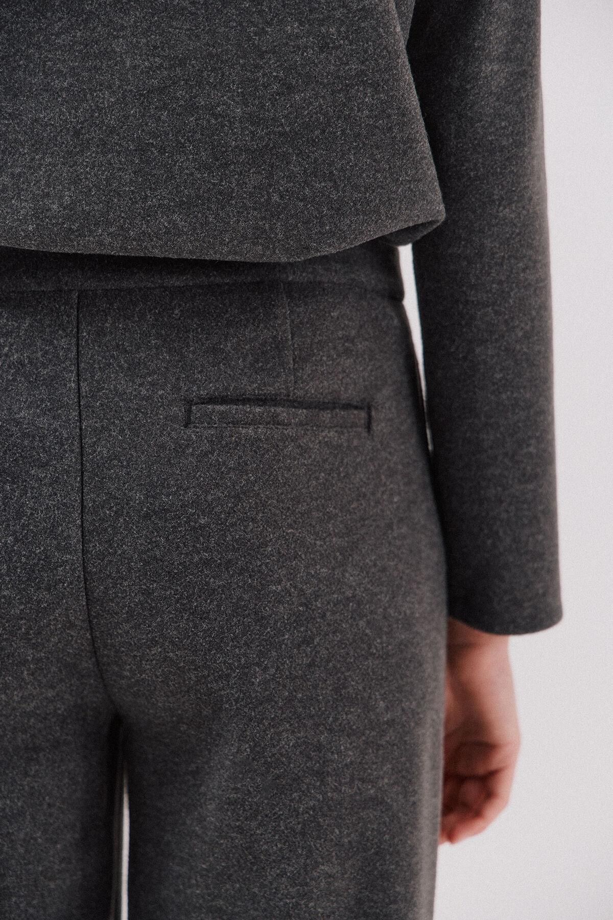 꼬르떼피엘 컴포트 소프트 와이드 팬츠 8722330 GRIS OSCURO - 상세 이미지 5