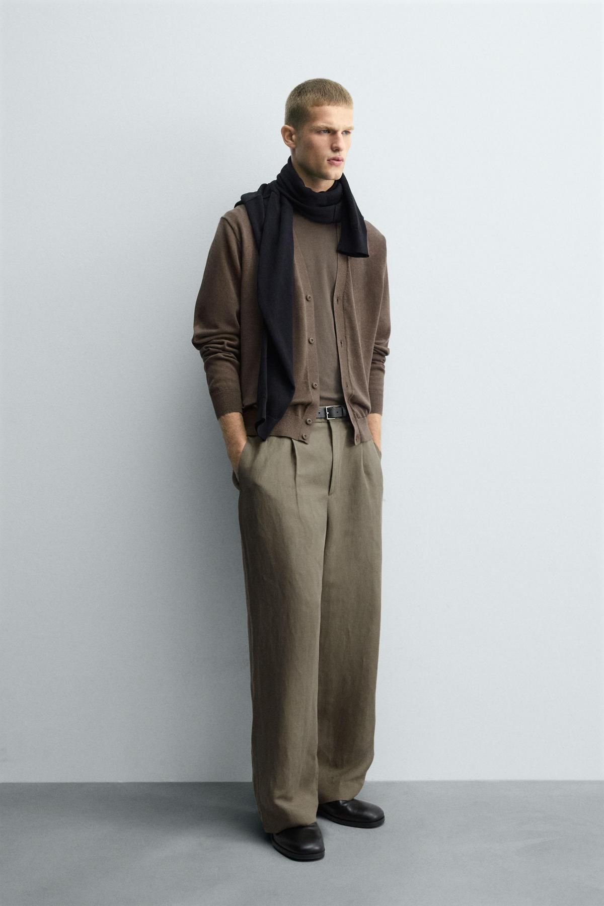 자라 텍스처 브이넥 라이트 니트 가디건 9598/301 MINK - 상세 이미지 5