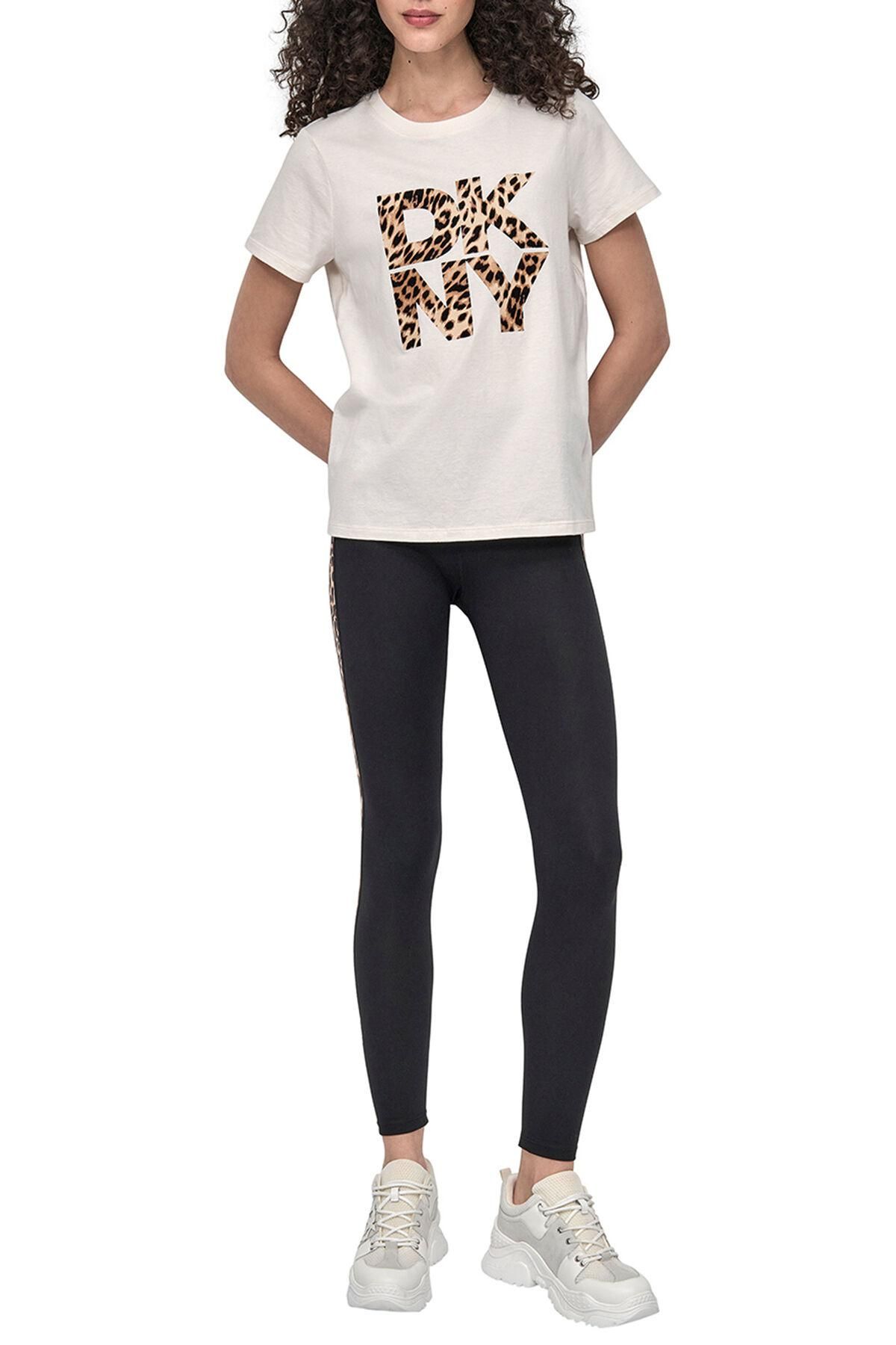 디케이엔와이 애니멀 프린트 로고 DKNY 반팔 티셔츠 0142306 BEIGE - 상세 이미지 2