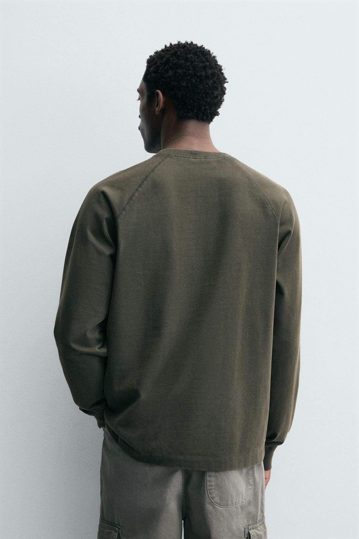자라 워시드 릴랙스핏 라운드 긴팔 티셔츠 1887/311 WASHED GREEN - 상세 이미지 4