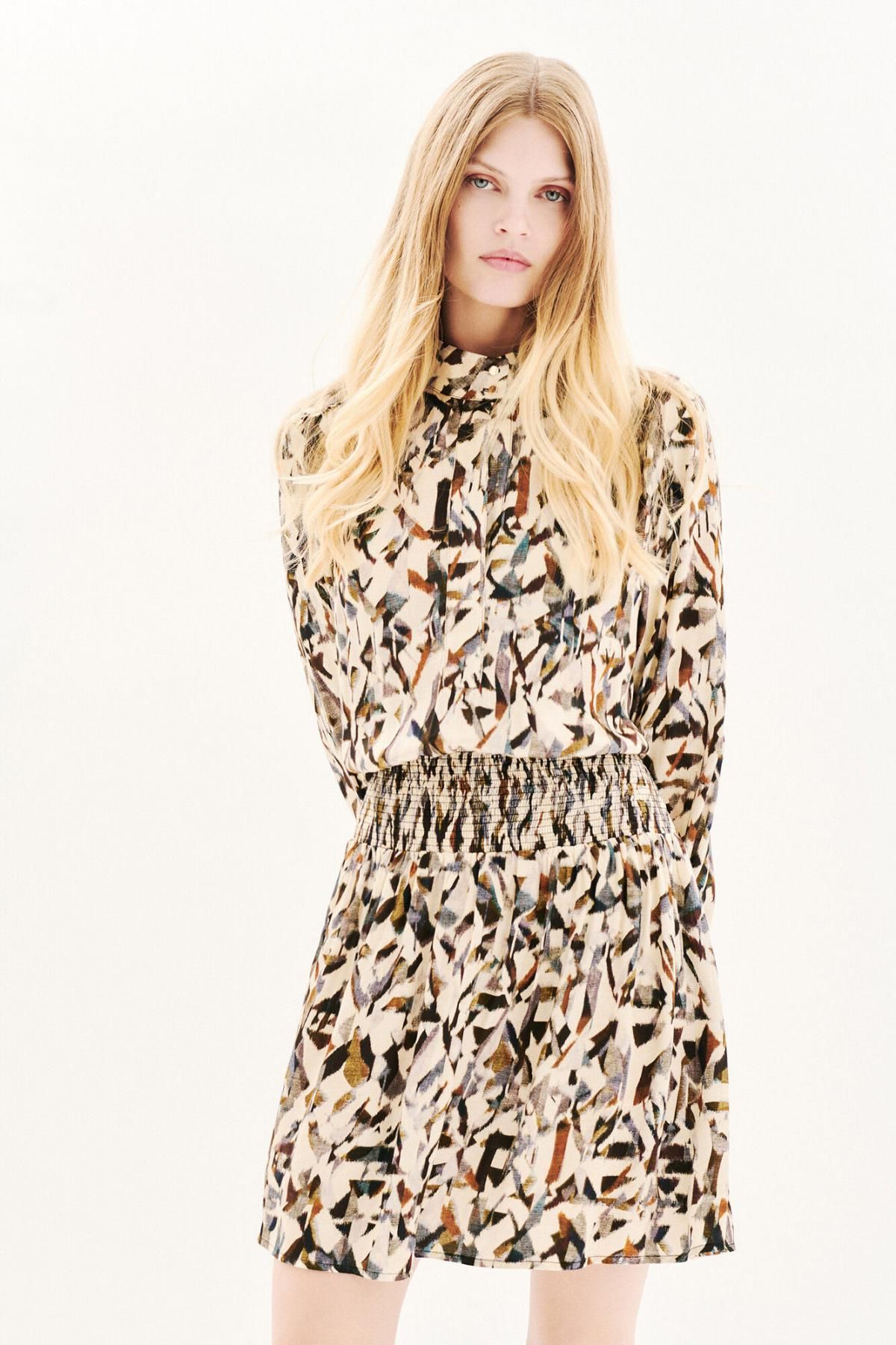 카롤 비스코스 프린트 미니 원피스 6442337 ESTAMPADO BEIGE - 상품 이미지