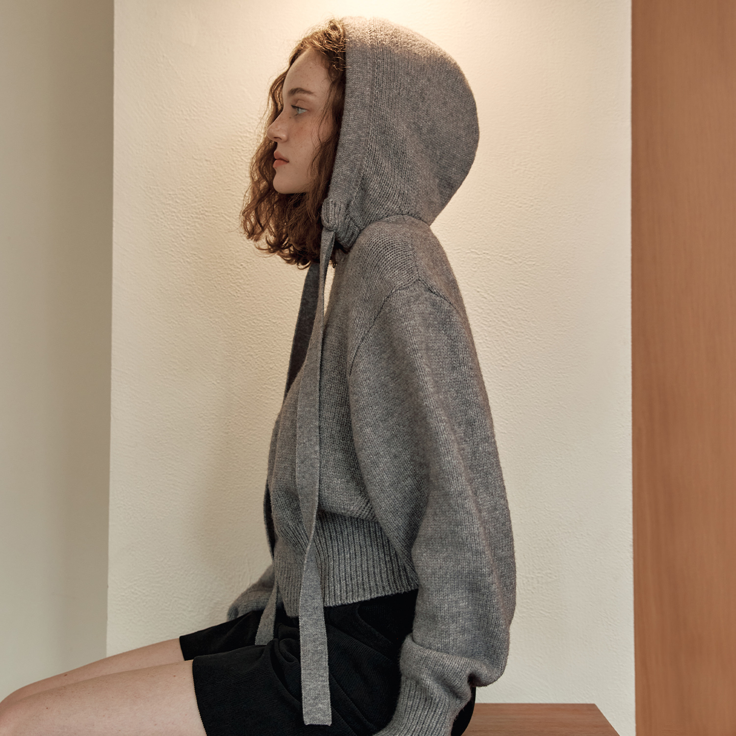 [11/18 예약배송] [제로스트릿] 유니 후드 스웨터 YUNIE HOOD SWEATER / GRAY - 상세 이미지 3