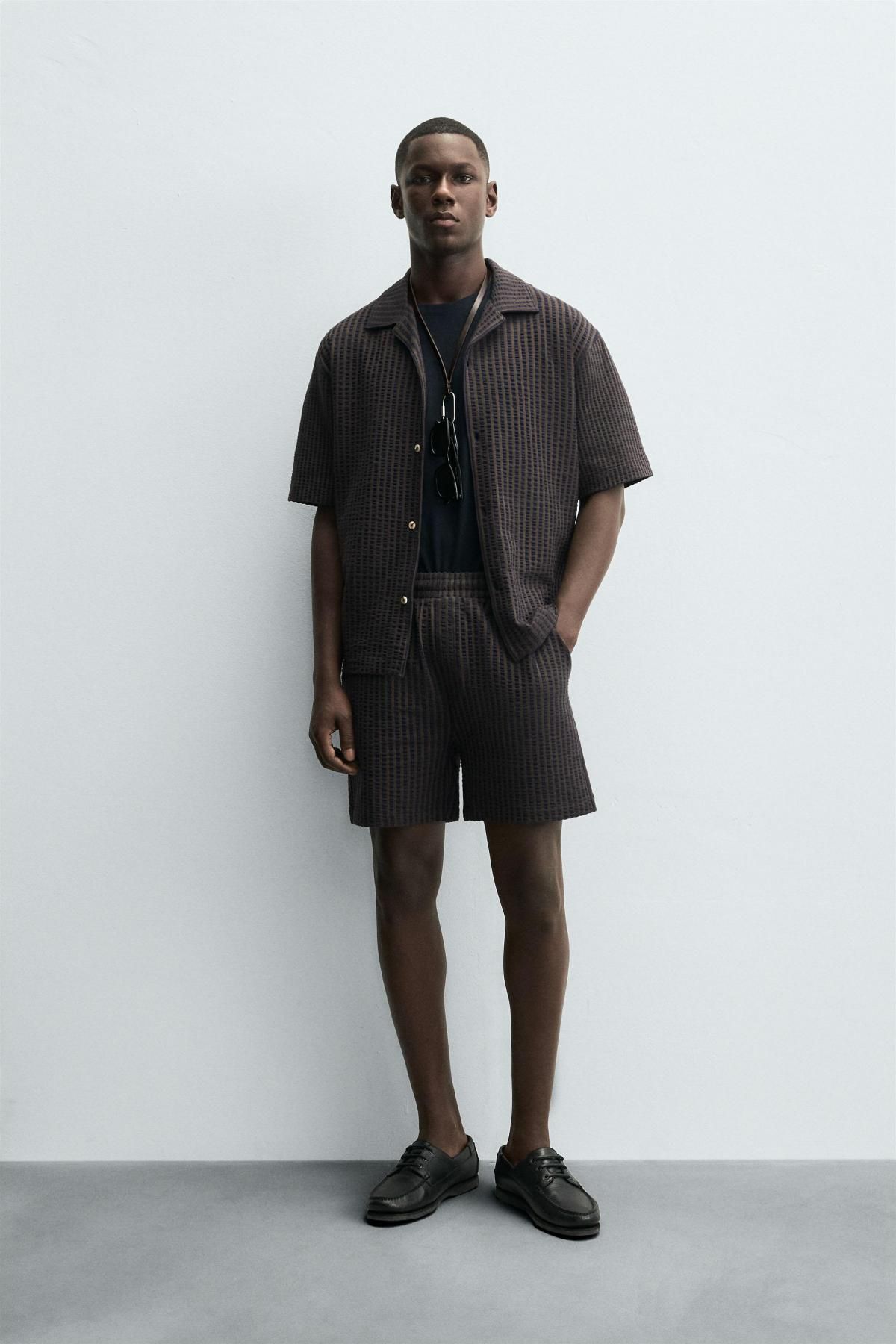 자라 컴포트 시어서커 스트라이프 버뮤다 반바지 4092/349 BROWN-BLUE - 상세 이미지 2
