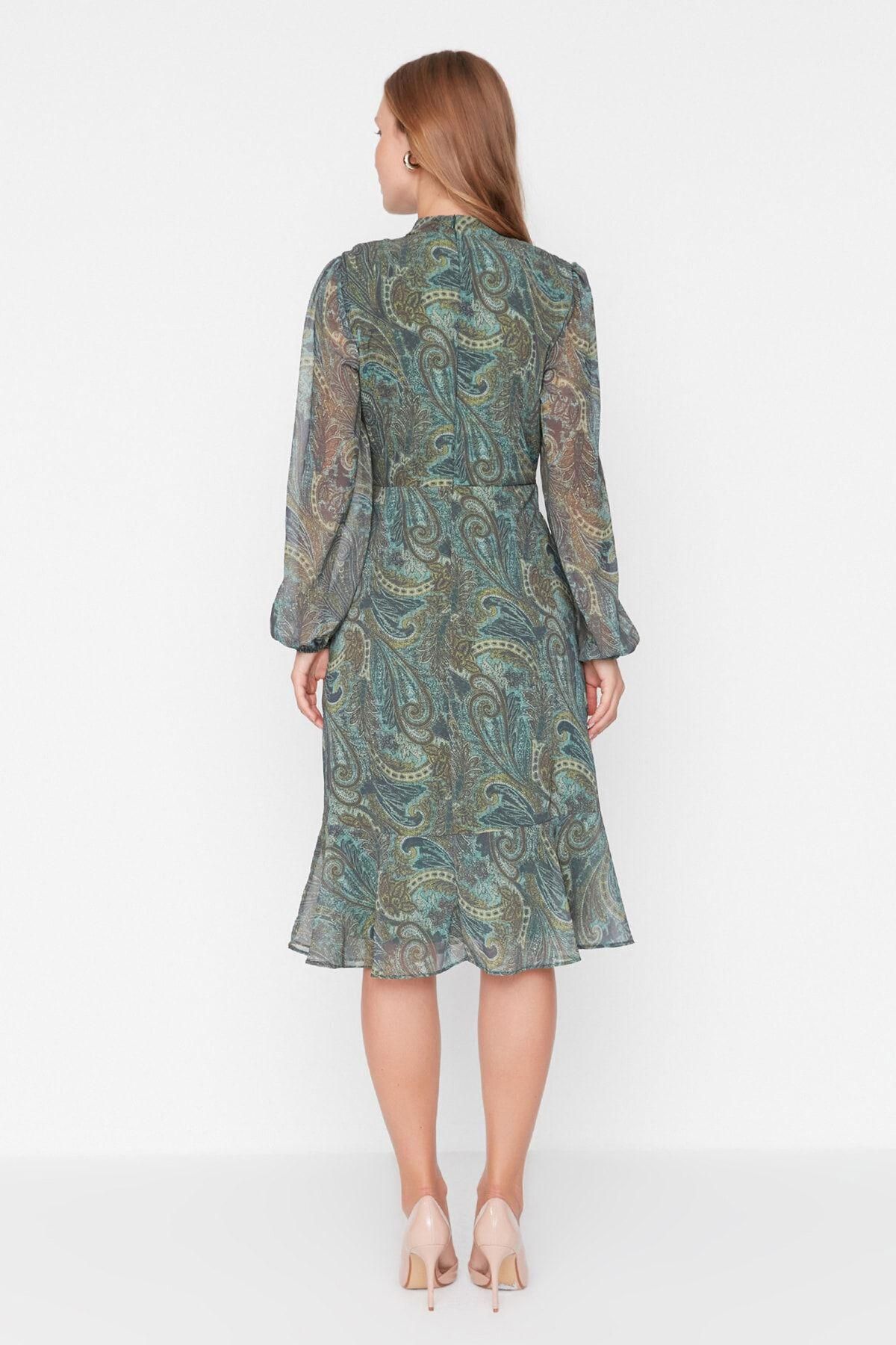 트렌디올 페이즐리 쉬폰 플레어 미디 원피스 9122128 VERDE - 상세 이미지 5