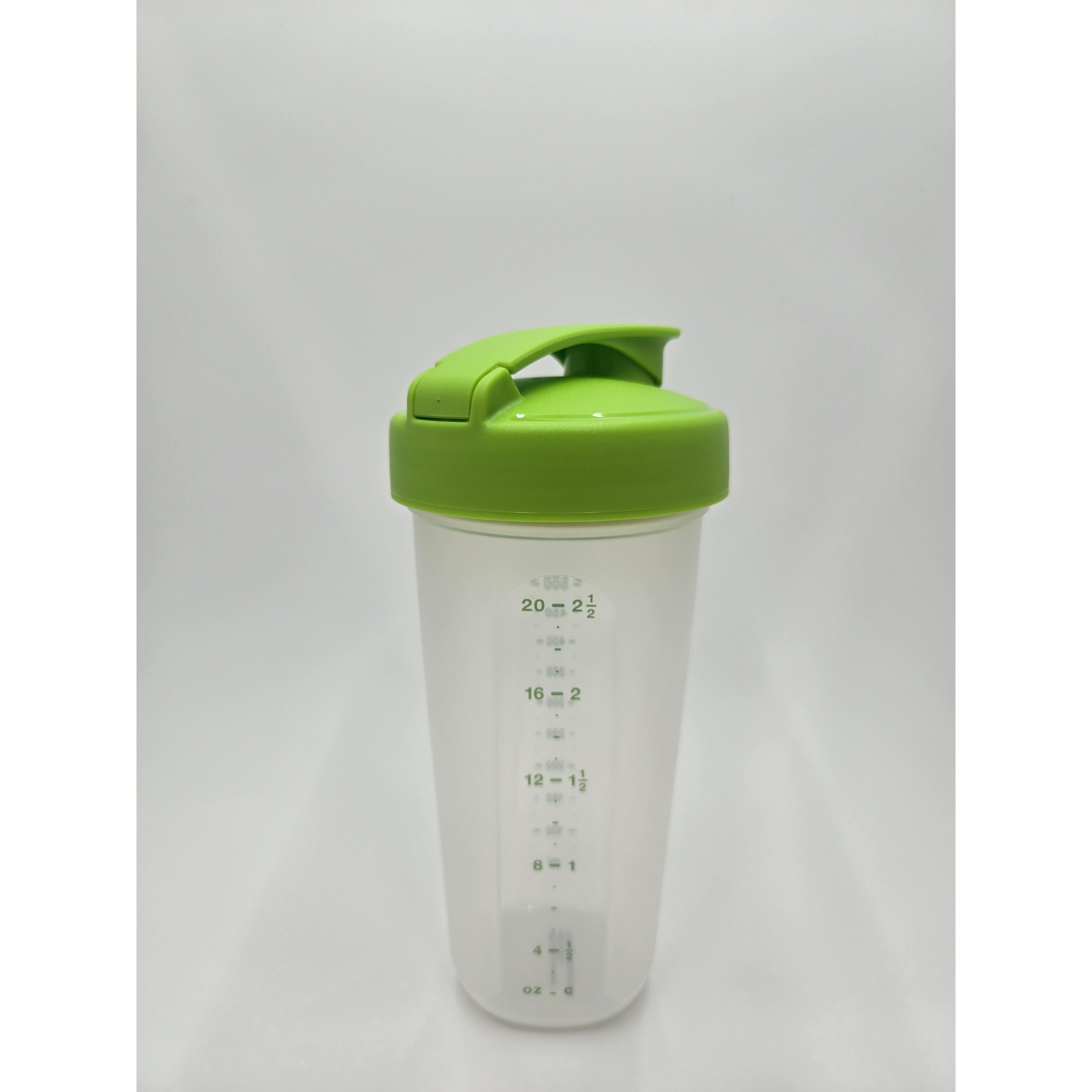 타파웨어 스피디 쉐이커 눈금표시 밀폐 680ml - 상세 이미지 2