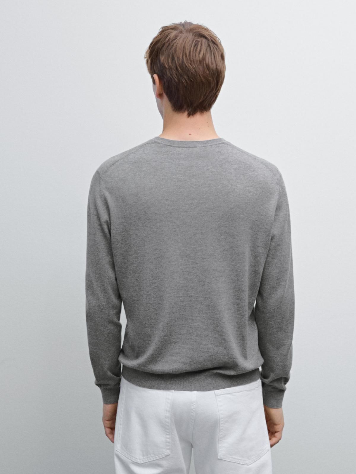 마시모두띠 미니멀 라이트그레이 V넥 니트 스웨터 0942/201 ANTHRACITE GREY - 상세 이미지 4