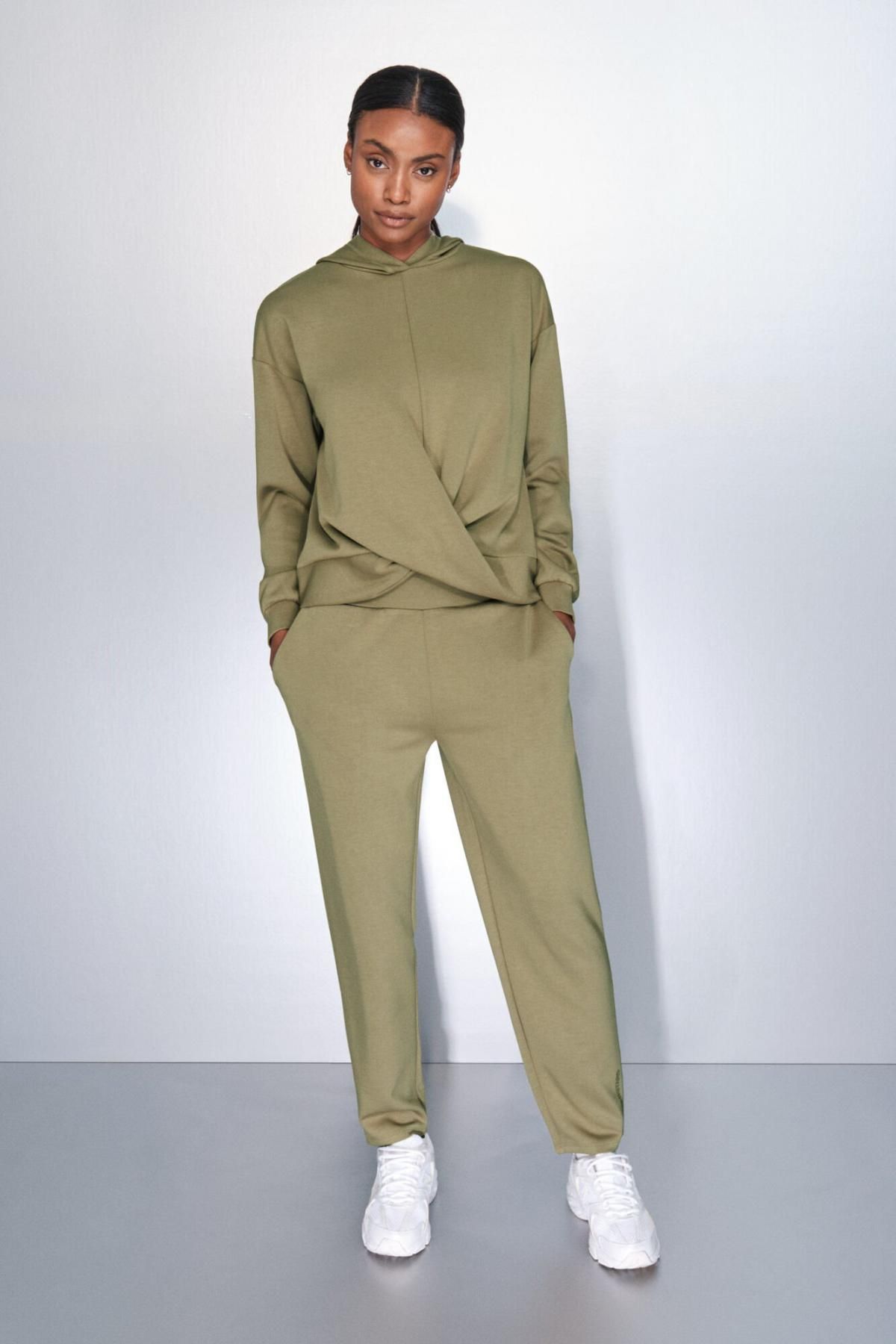 대시 앤 스타즈 카키 테크니컬 후드 스웨트셔츠 9412037 BEIGE - 상세 이미지 3