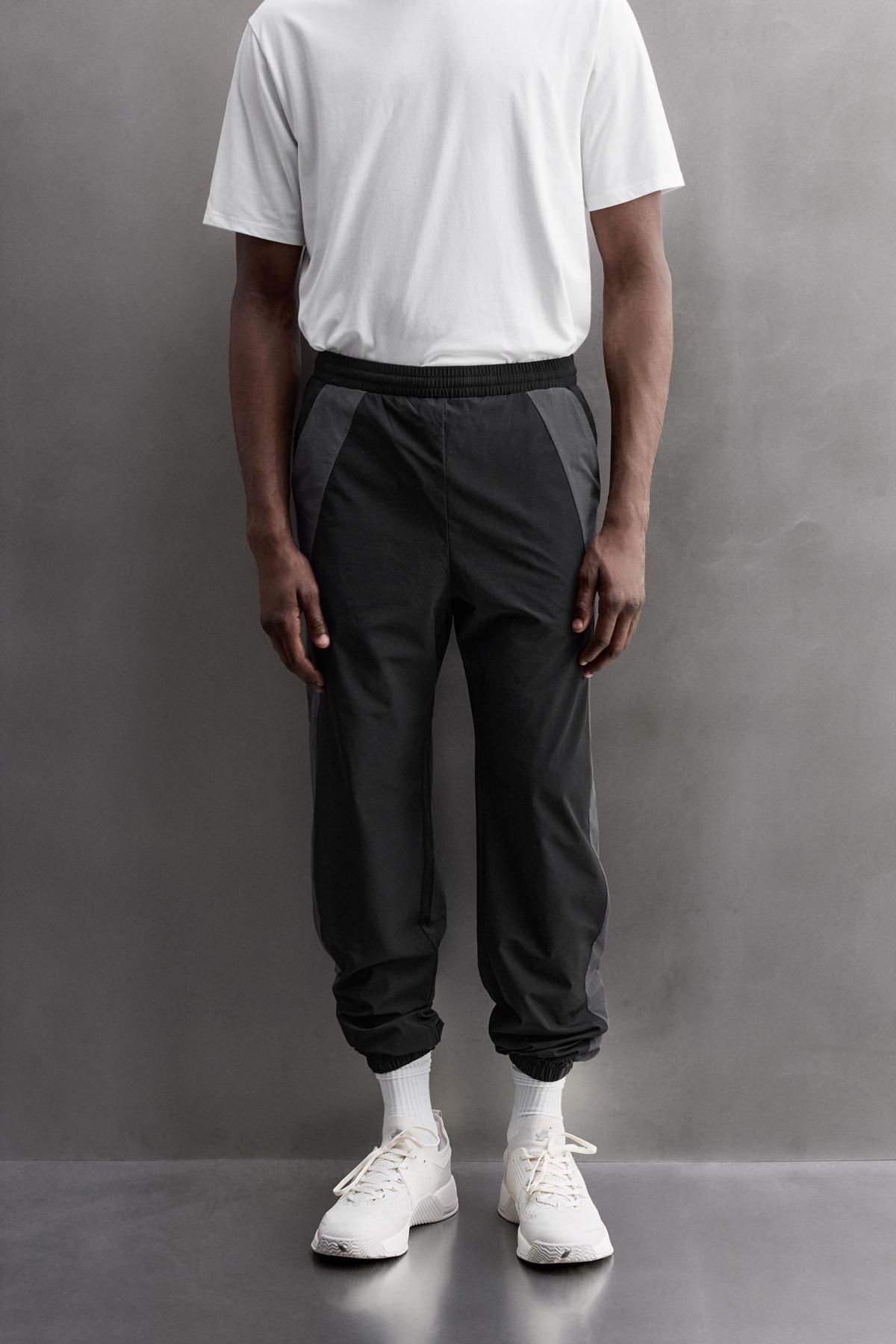 자라 테크니컬 컬러블록 스포츠 조거 팬츠 1732/404 BLACK - 메인 이미지