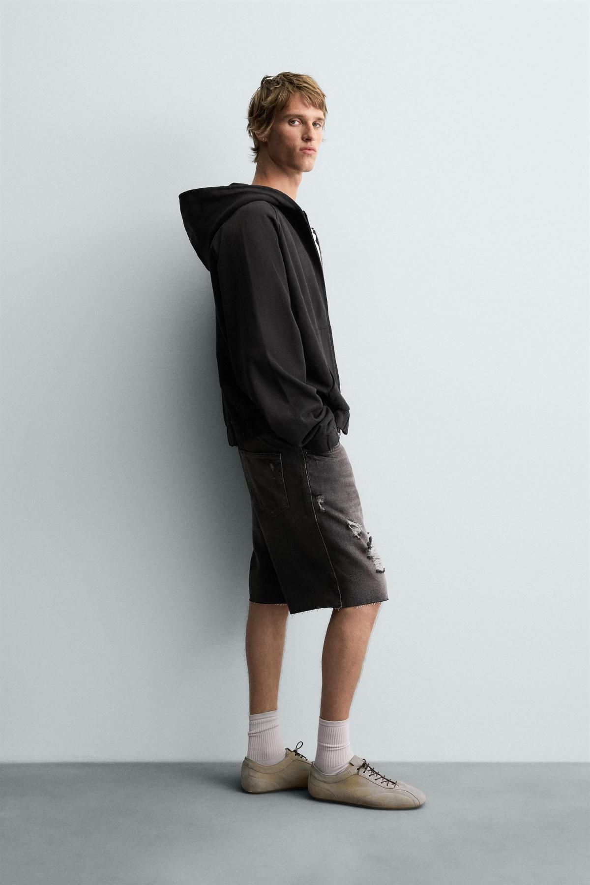자라 디스트로이드 블랙 데님 버뮤다 반바지 0840/320 CHARCOAL - 상세 이미지 5