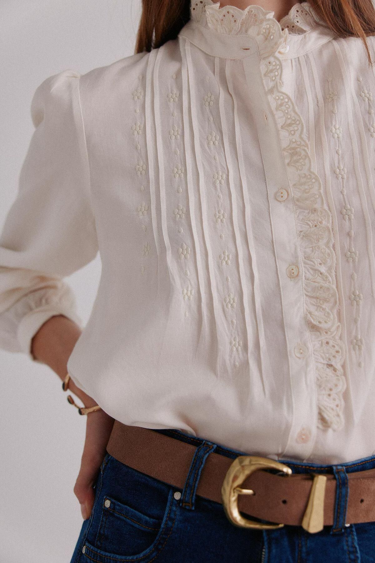 호스 인트로피아 로맨틱 플로럴 자수 러플 블라우스 6282684 MARFIL - 상세 이미지 4