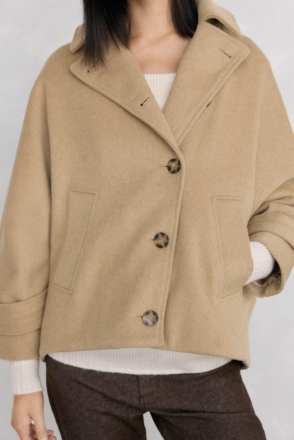 페드로 델 이에로 오버핏 케이프 스타일 후드 숏코트 7522247 BEIGE - 상세 이미지 3