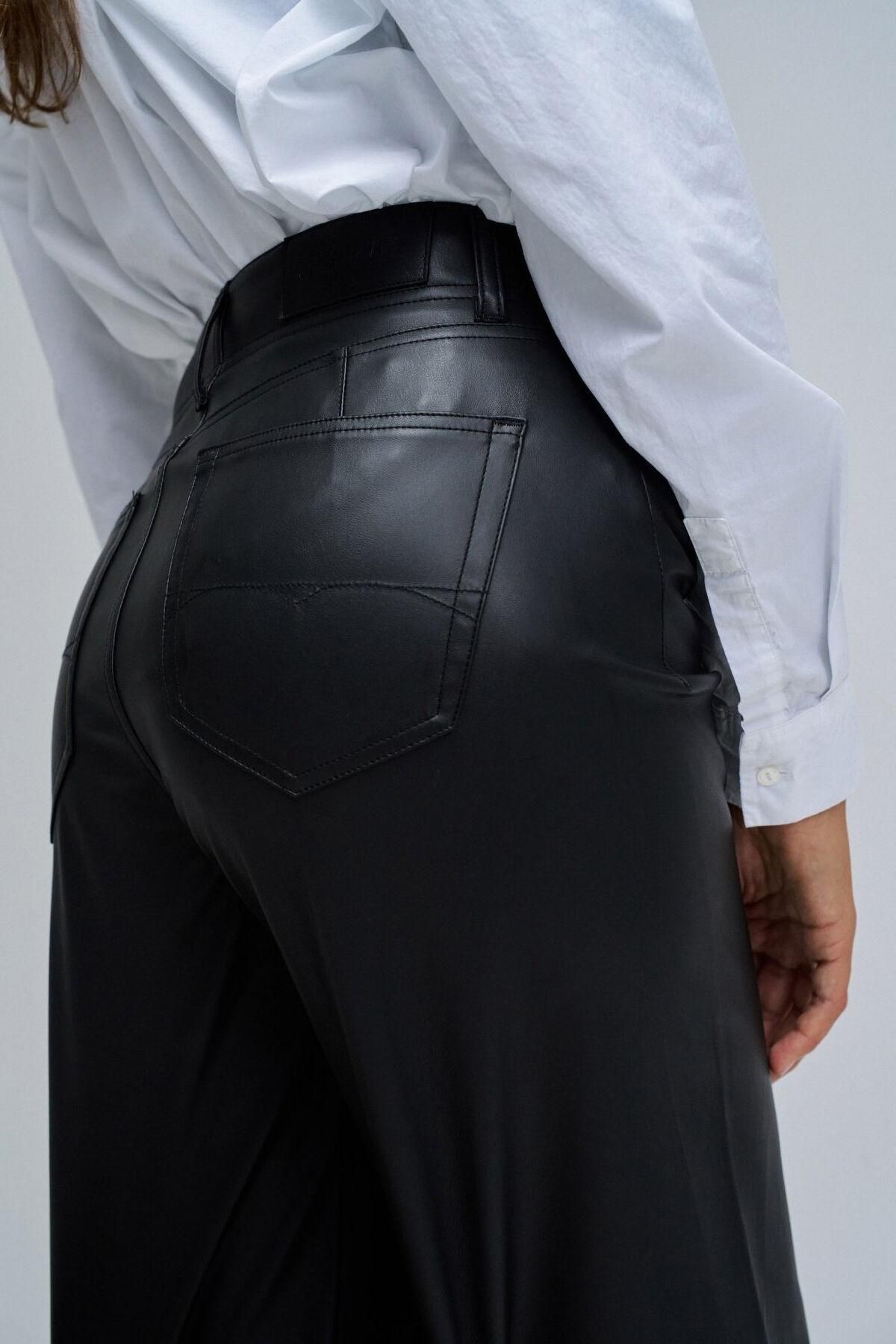 살사진스 하이웨이스트 에코레더 와이드 팬츠 5942217 NEGRO - 상세 이미지 3