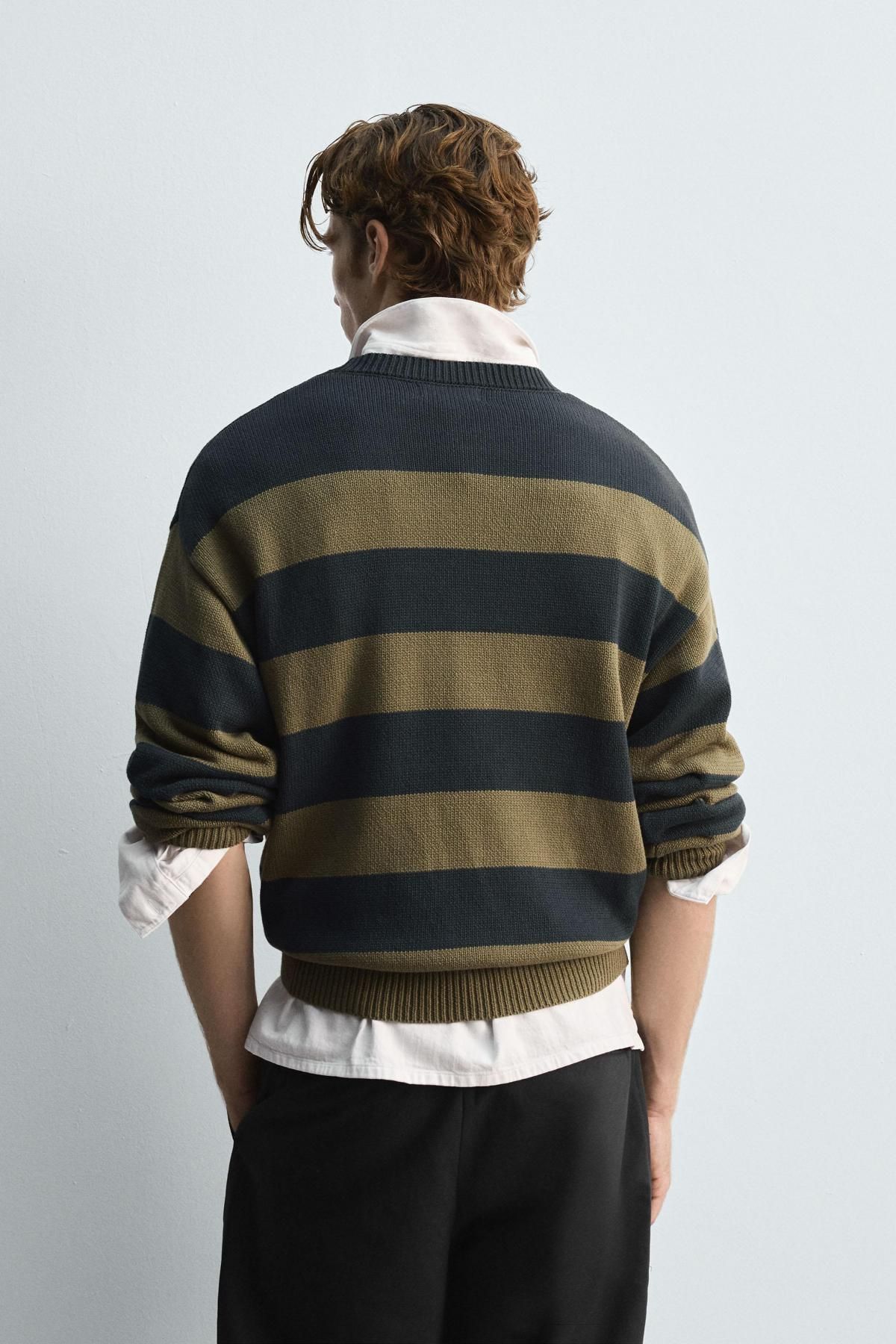자라 스트라이프 오버핏 라운드 니트 스웨터 9598/308 NAVY BLUE - 상세 이미지 4