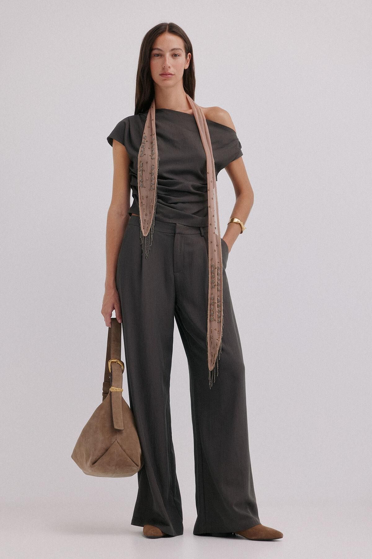 호스 인트로피아 플루이드 와이드 슬랙스 팬츠 6542828 GRIS - 상세 이미지 2