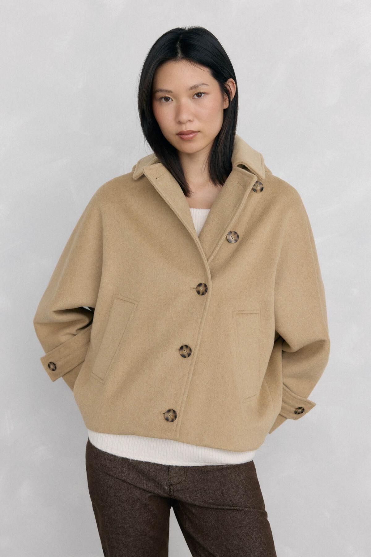 페드로 델 이에로 오버핏 케이프 스타일 후드 숏코트 7522247 BEIGE - 메인 이미지