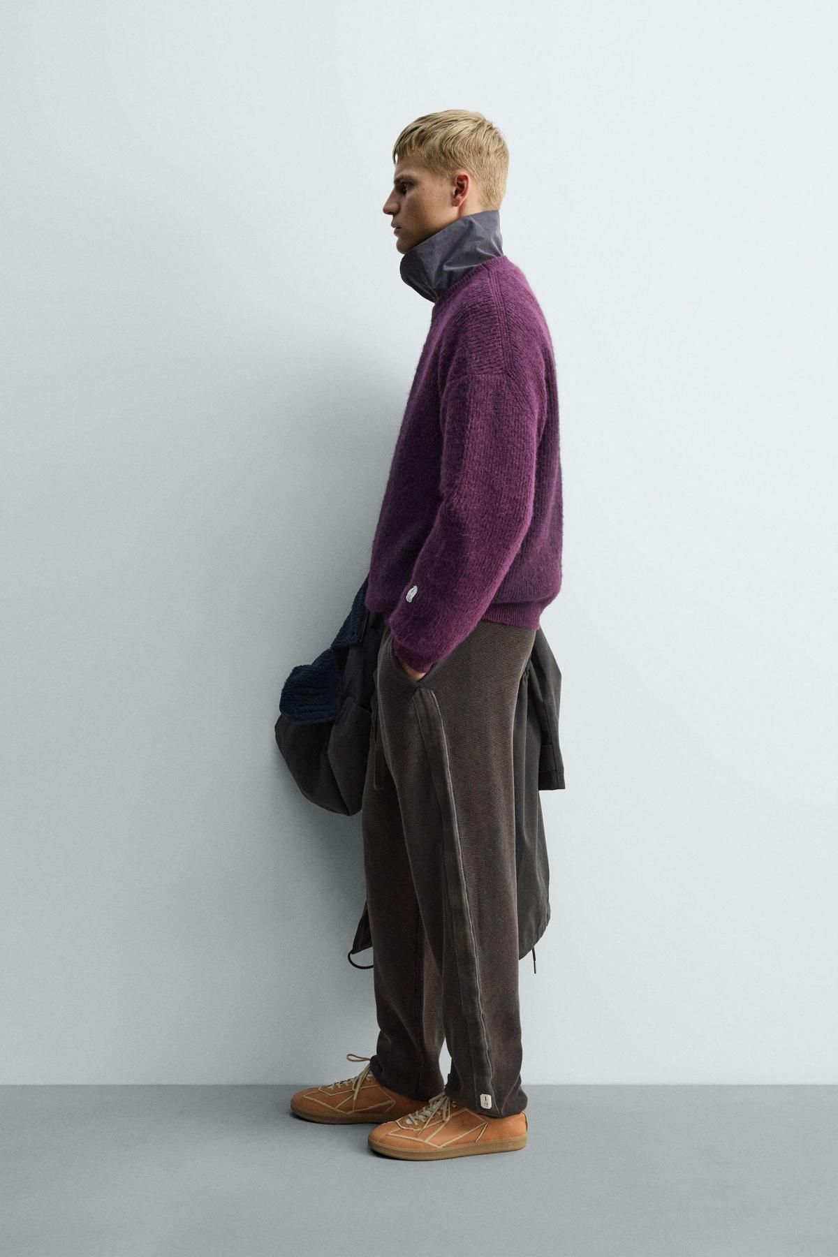자라 스프레이 로고 라운드넥 스웨터 9598/391 PURPLE - 상세 이미지 5