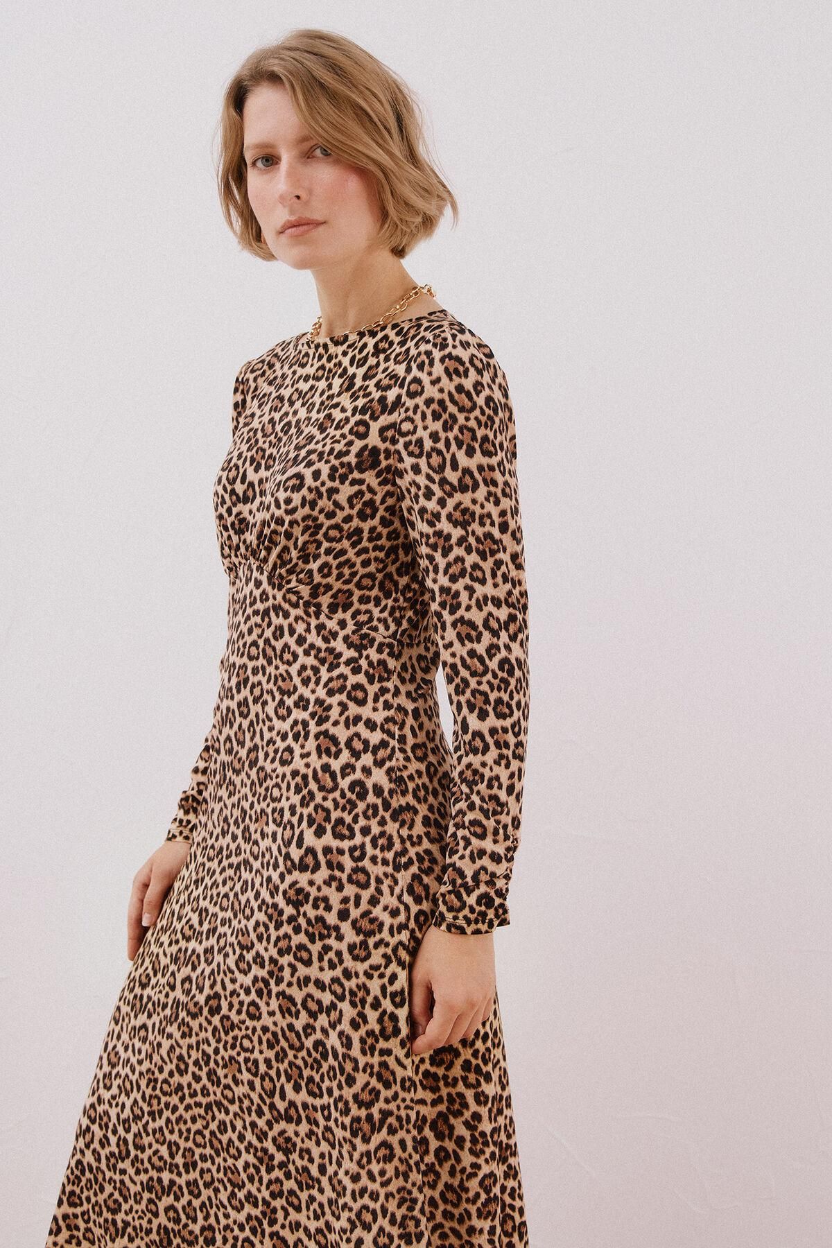 꼬르떼피엘 애니멀 프린트 미디 플레어 원피스 5202675 ESTAMPADO BEIGE - 상세 이미지 2