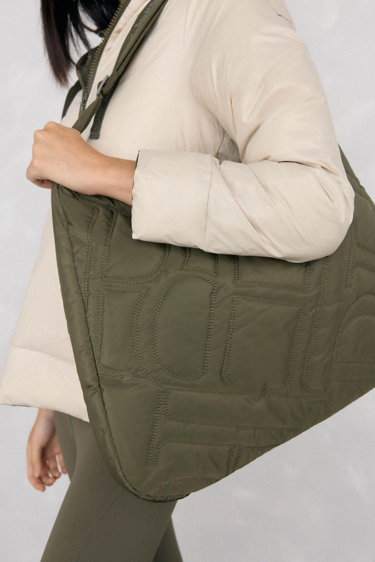 페드로 델 이에로 스포츠 로고 퀼팅 소프트 호보백 7752491 VERDE - 상세 이미지 2