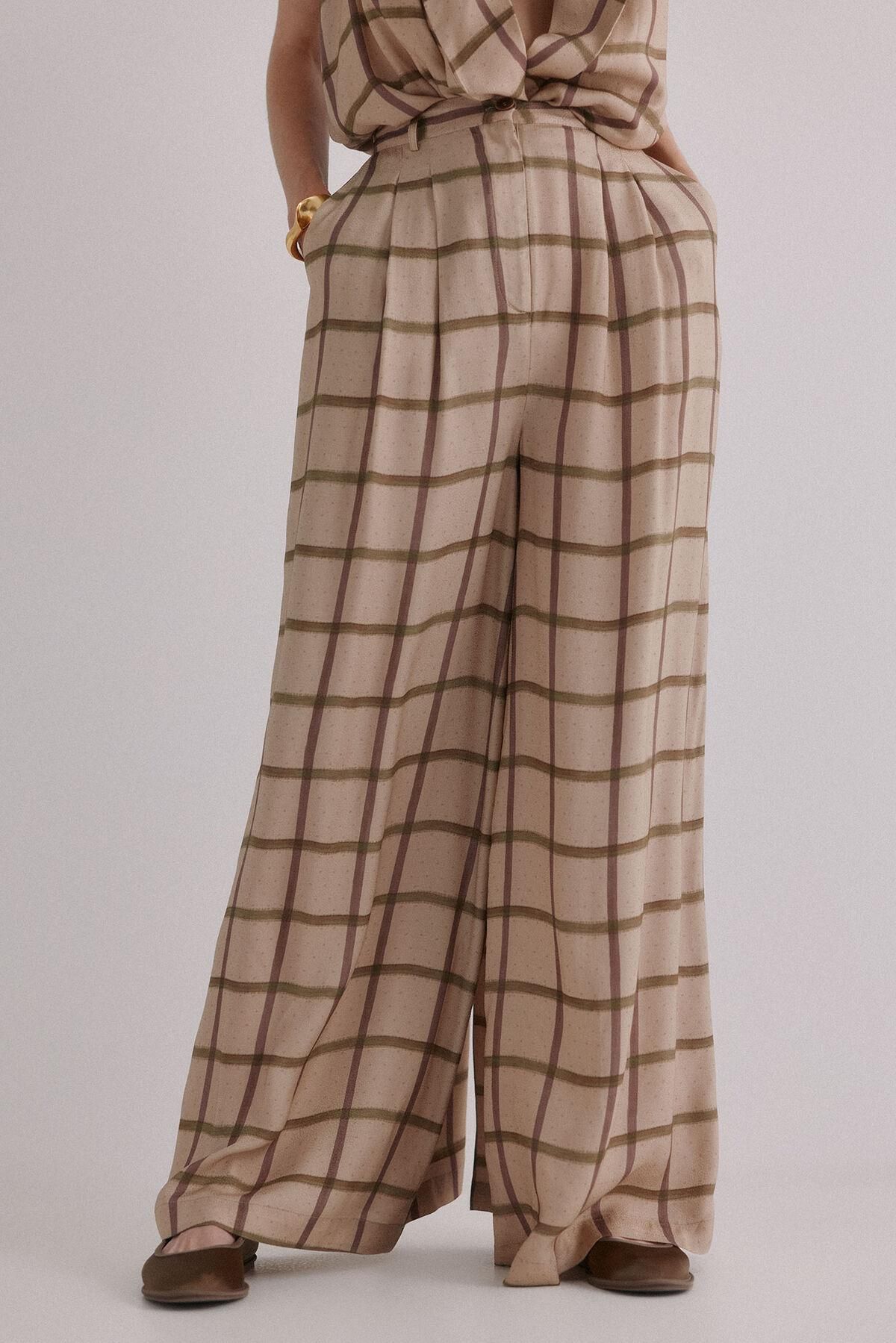 호스 인트로피아 체크 와이드핏 플루이드 슬랙스 팬츠 6542827 MARFIL - 상품 이미지