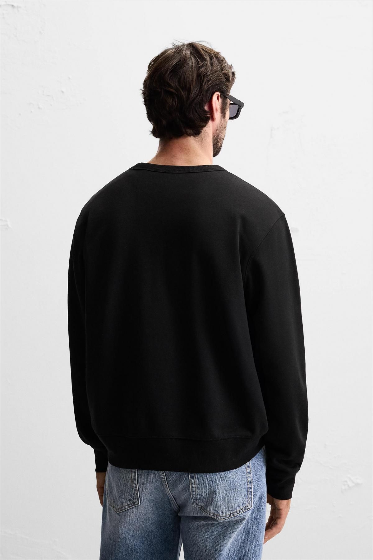 자라 베이직 미니멀 크루넥 스웨트셔츠 3443/360 BLACK - 상세 이미지 4