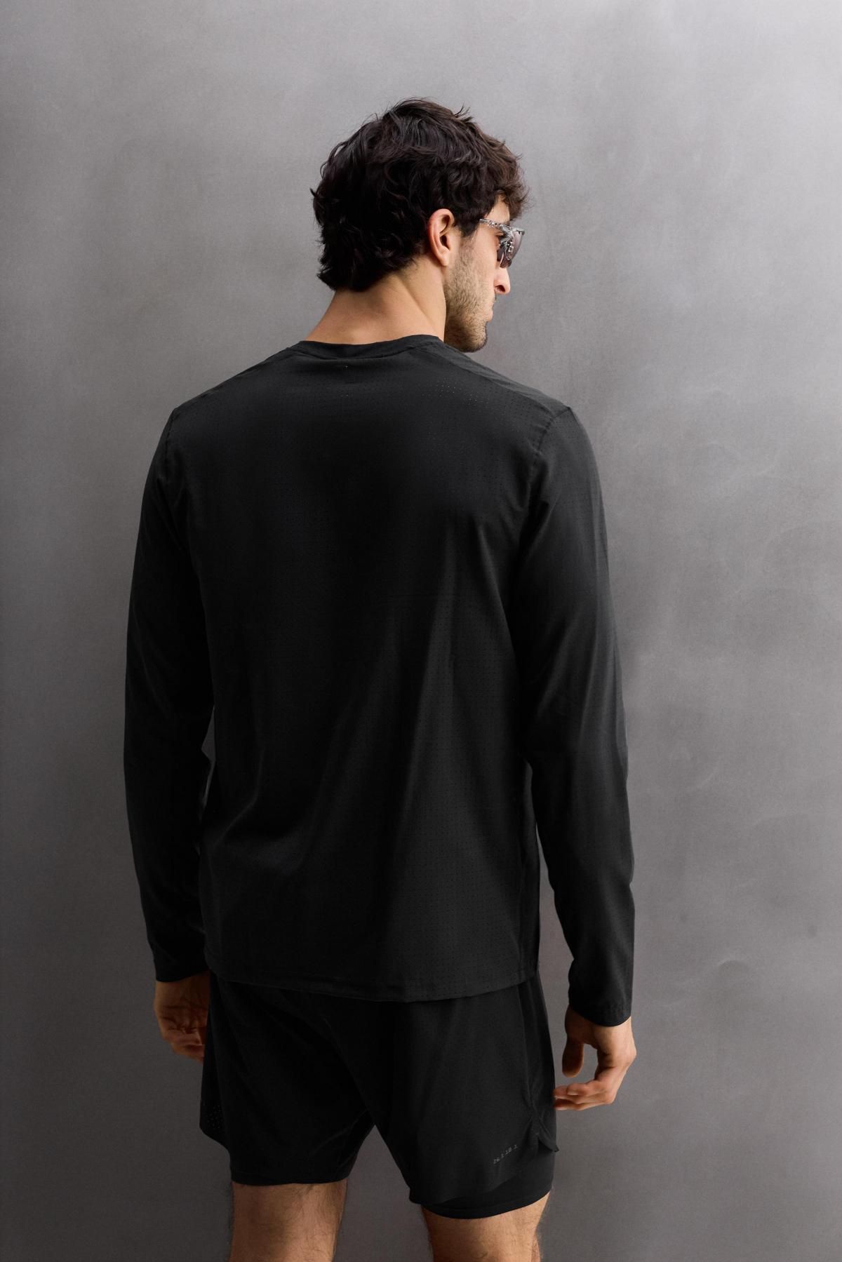 자라 테크니컬 펀칭 퀵드라이 긴팔 티셔츠 4387/416 BLACK - 상세 이미지 4