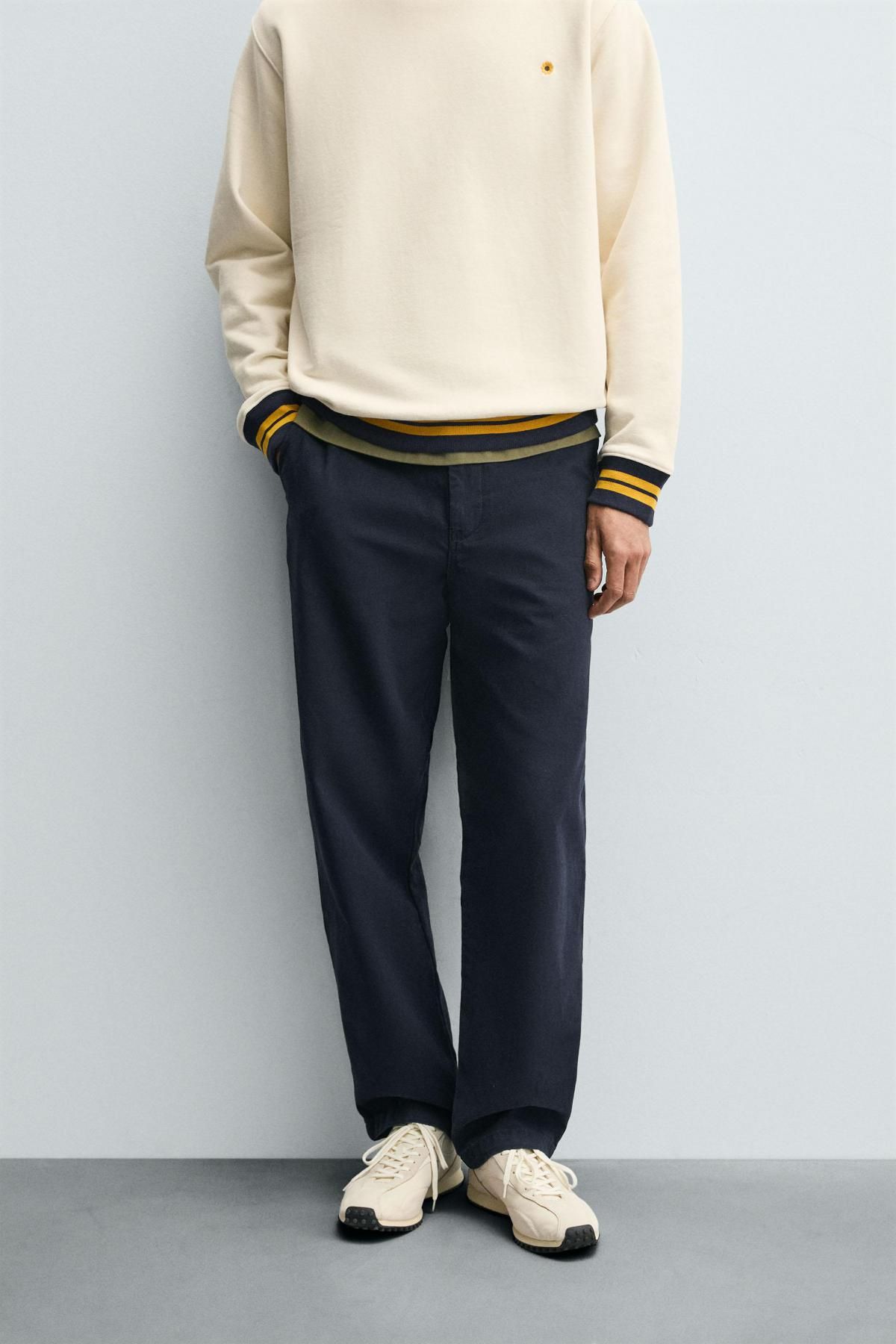 자라 네이비 테크니컬 스트레이트핏 치노 팬츠 2342/302 NAVY BLUE - 상품 이미지