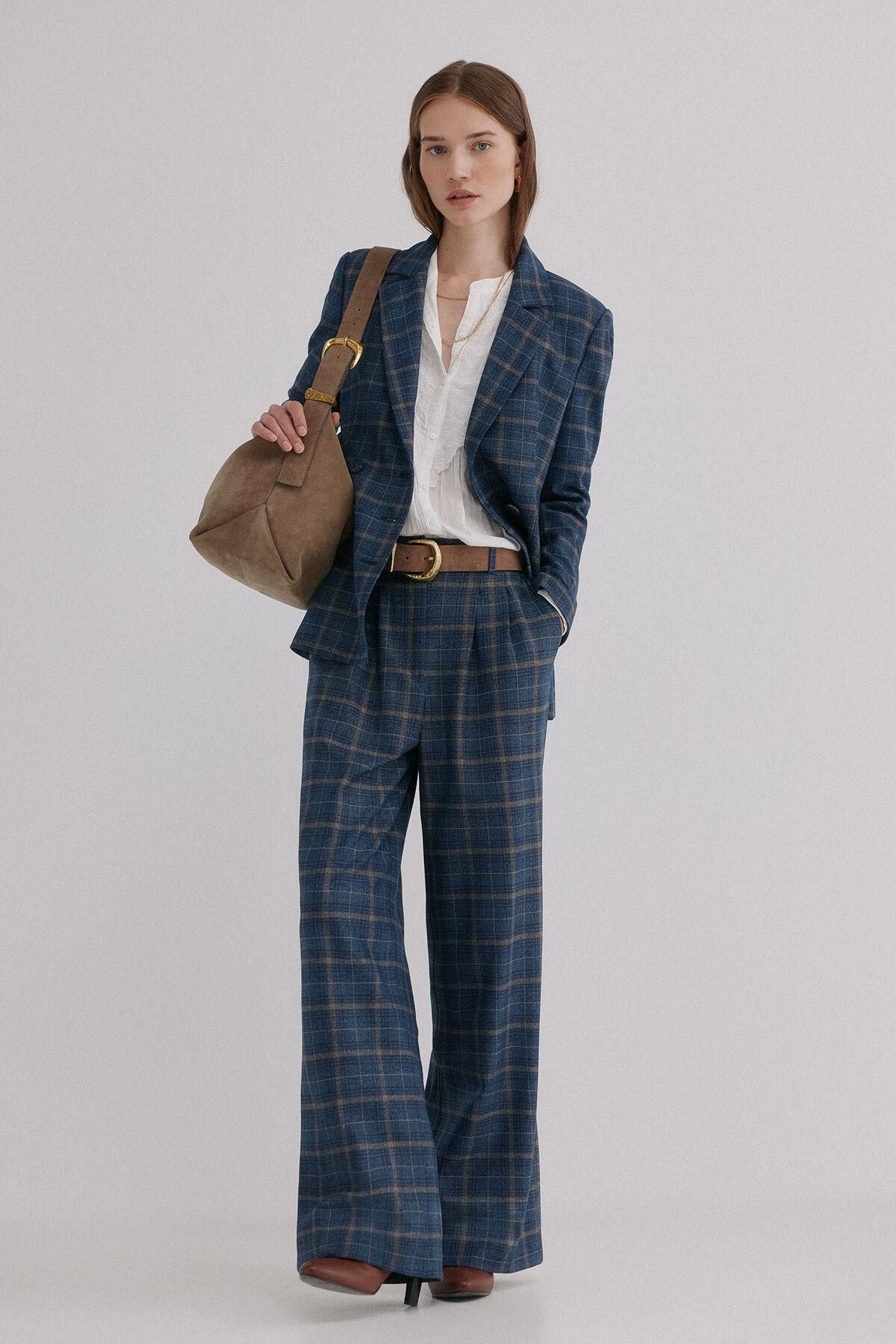 호스 인트로피아 체크 더블 엘비라 블레이저 5472067 AZUL MARINO - 상세 이미지 3