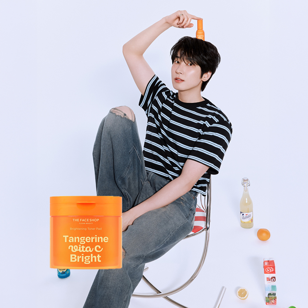 더페이스샵 탠저린 비타C 브라이트닝 토너패드 90매/180mL - 메인 이미지
