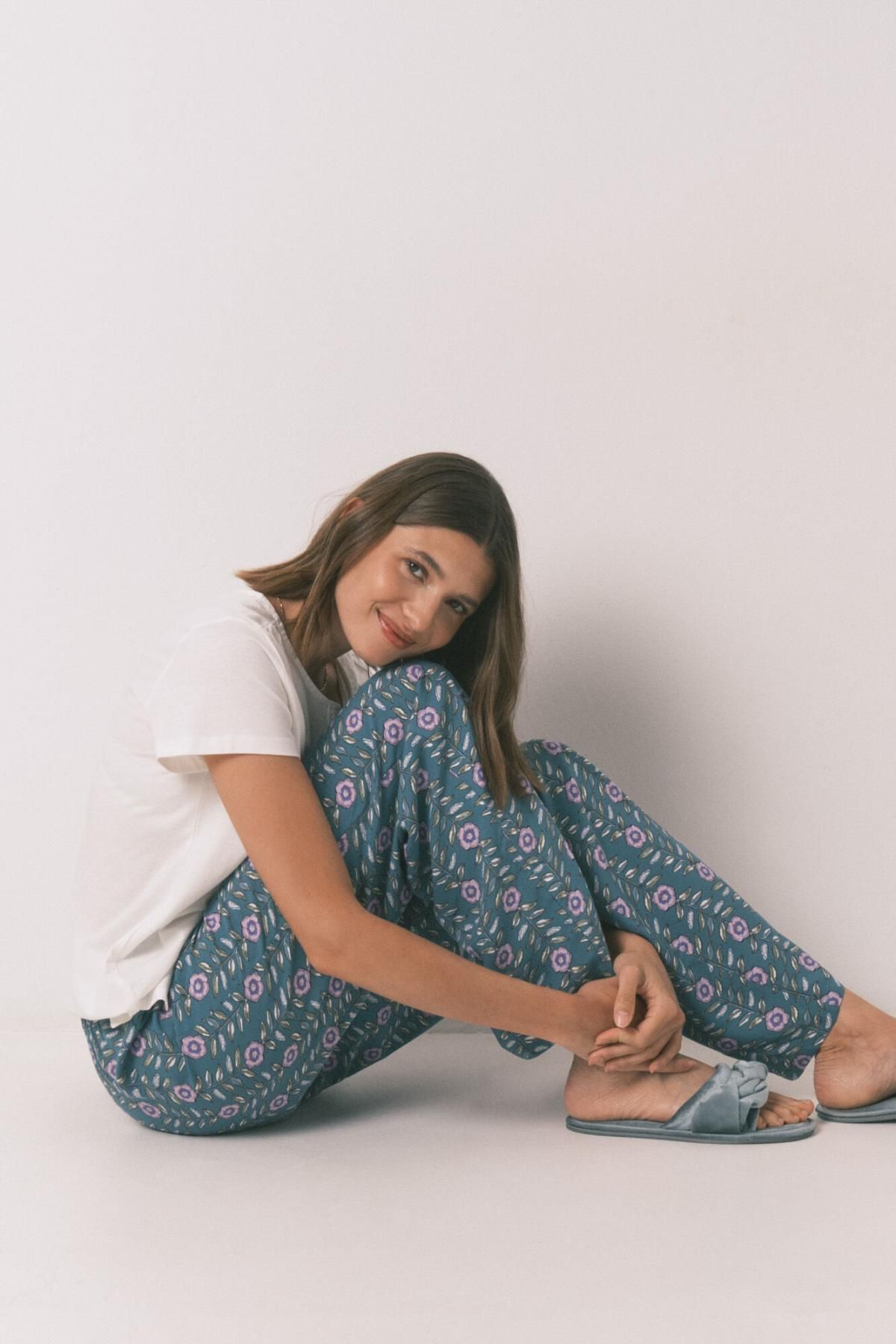 우먼시크릿 플라워 프린트 와이드 팬츠 3702257 VERDE - 상세 이미지 3