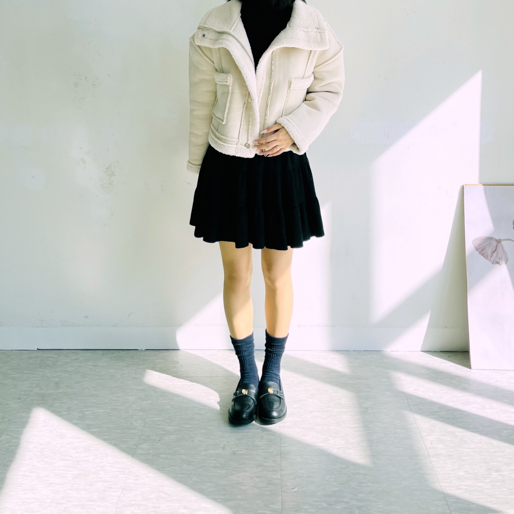 무스탕 양털 뽀글이 배색 하이넥 여성 겨울 숏 자켓 이미지 2