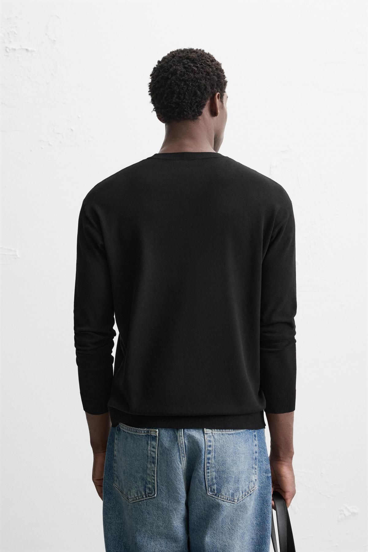자라 텍스처 비스코스 블렌드 라운드 스웨터 2621/301 BLACK - 상세 이미지 4