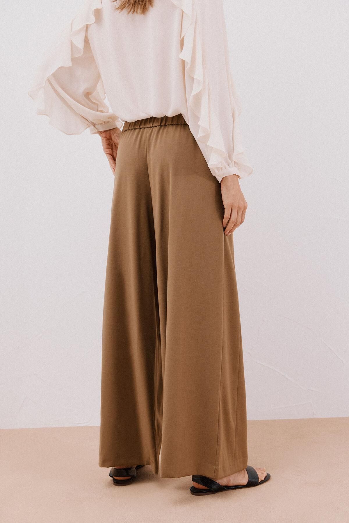 꼬르떼피엘 트렌디 와이드 팬츠 라이트 브라운 6042941 ARENA - 상세 이미지 4