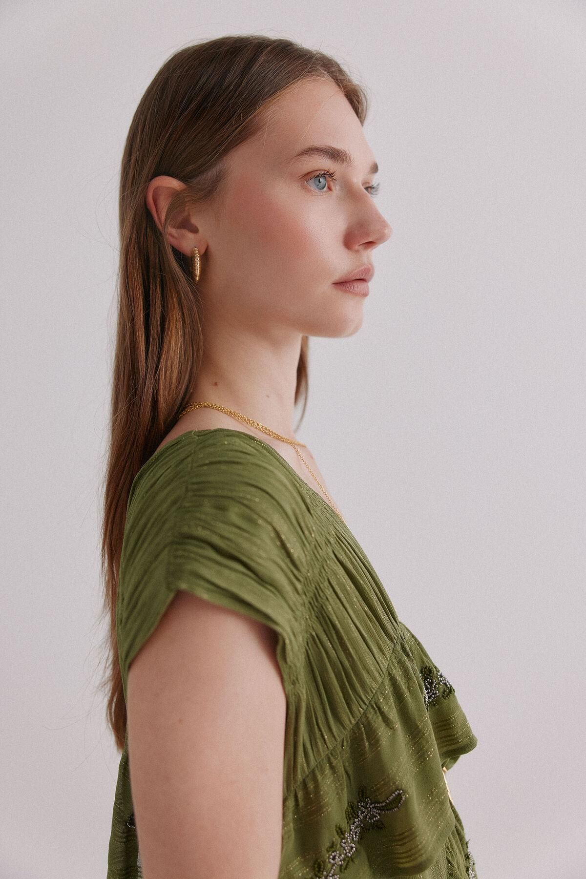 호스 인트로피아 플로럴 자수 러플 맥시 롱 원피스 8222109 VERDE - 상세 이미지 5