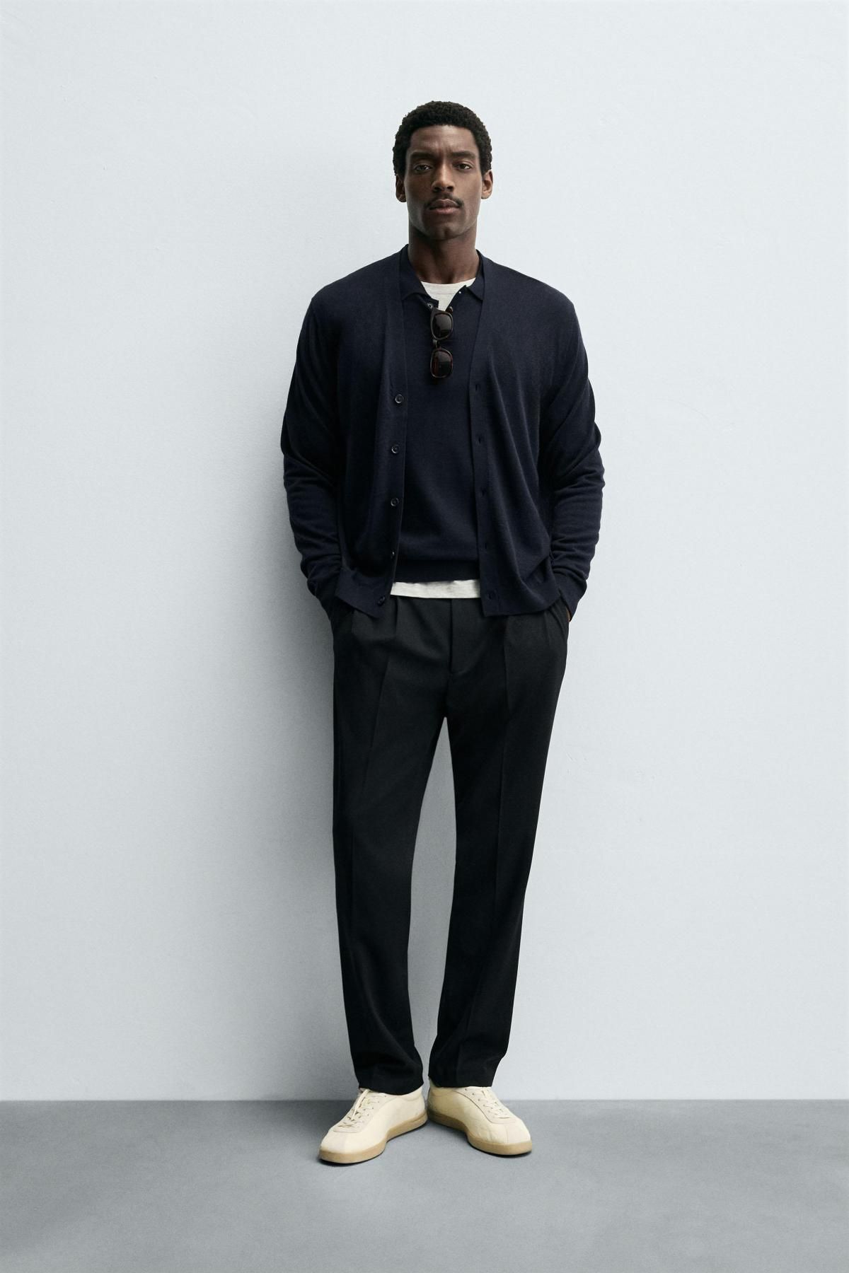 자라 프리미엄 울 브이넥 가디건 0693/302 NAVY BLUE - 상세 이미지 2