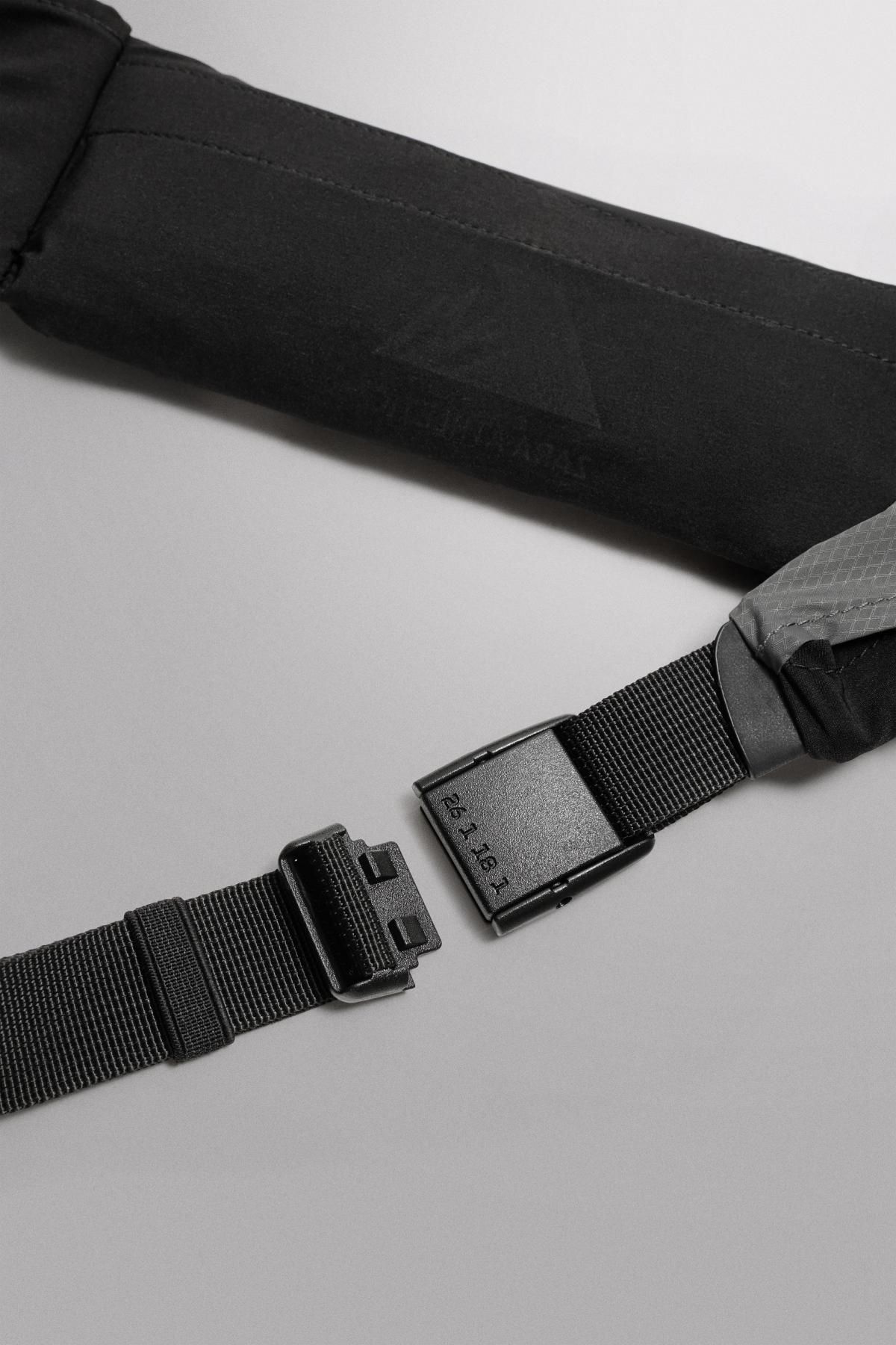 자라 테크니컬 스포츠 벨트백 3677/620 BLACK - 상세 이미지 5