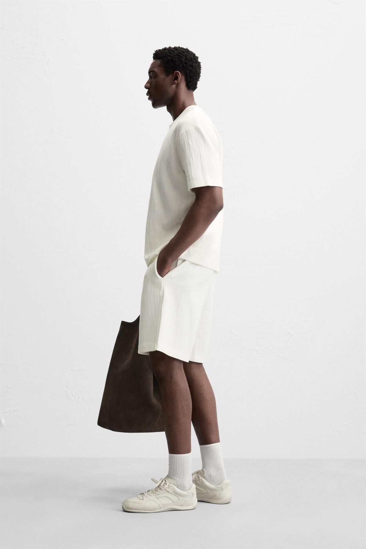 자라 텍스처 릴렉스핏 티셔츠 3992/405 OYSTER-WHITE - 상세 이미지 5