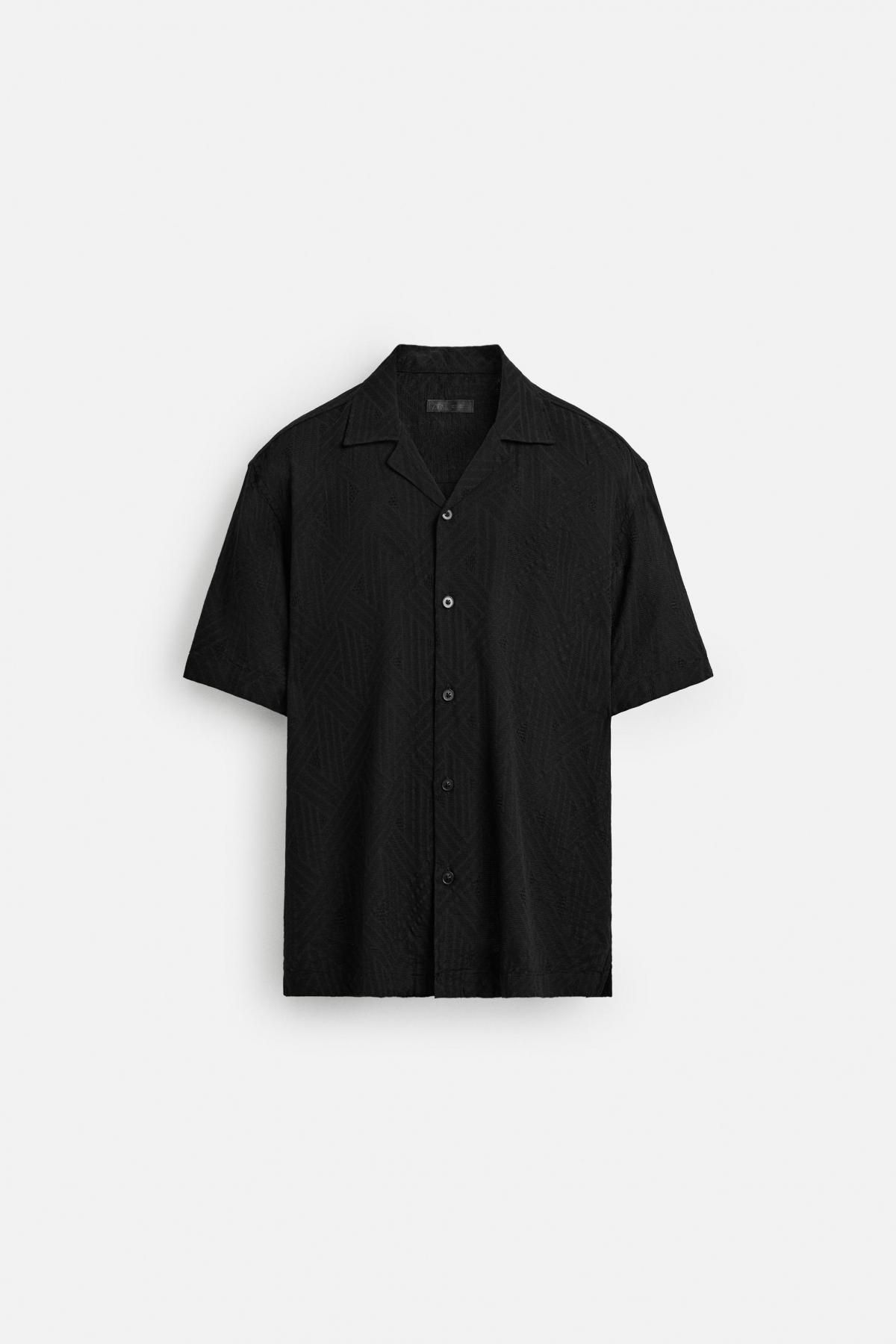 자라 지오메트릭 자카드 릴랙스핏 반팔 셔츠 1450/301 BLACK - 메인 이미지