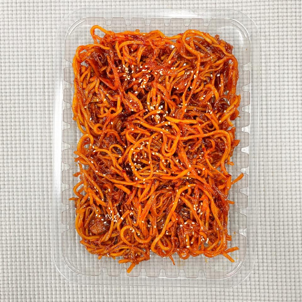 메가마트 집밥연구소 고추장진미채 500g - 상품 이미지