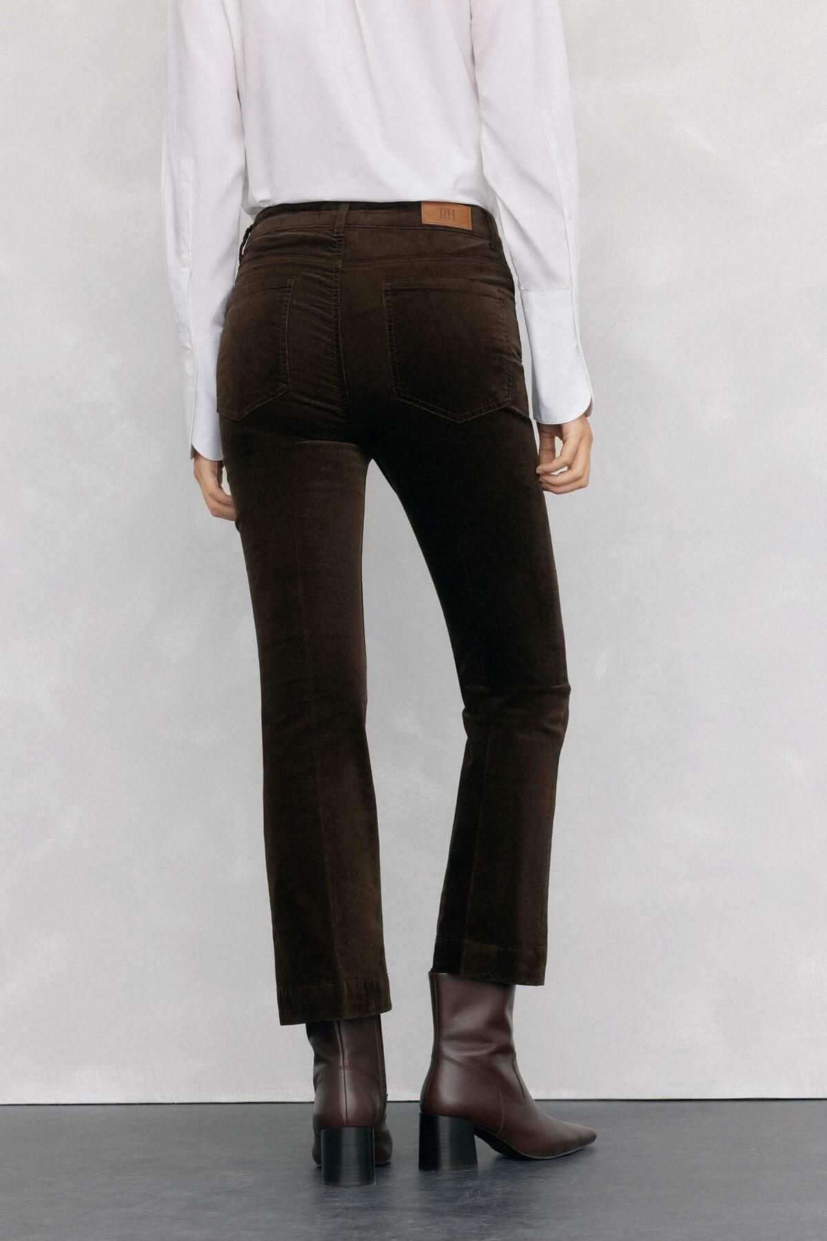 페드로 델 이에로 테크니컬 벨벳 플레어 크롭 팬츠 7602522 MARRON - 상세 이미지 4