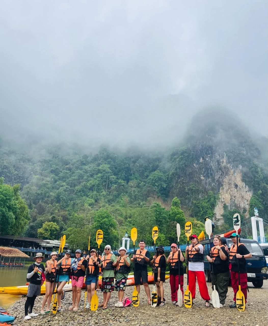 방비엥 원데이투어 짚라인 동굴튜빙 카약킹 블루라군1 체험