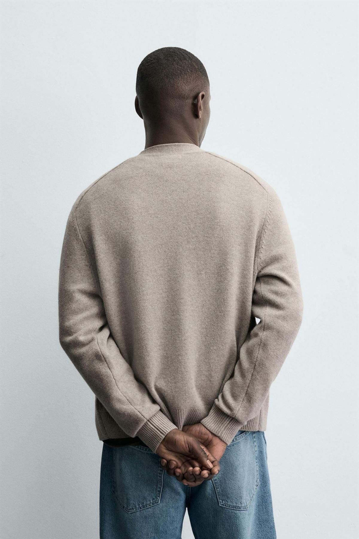 자라 프리미엄 울캐시미어 브이넥 남성 가디건 2893/313 LIGHT GREY - 상세 이미지 4