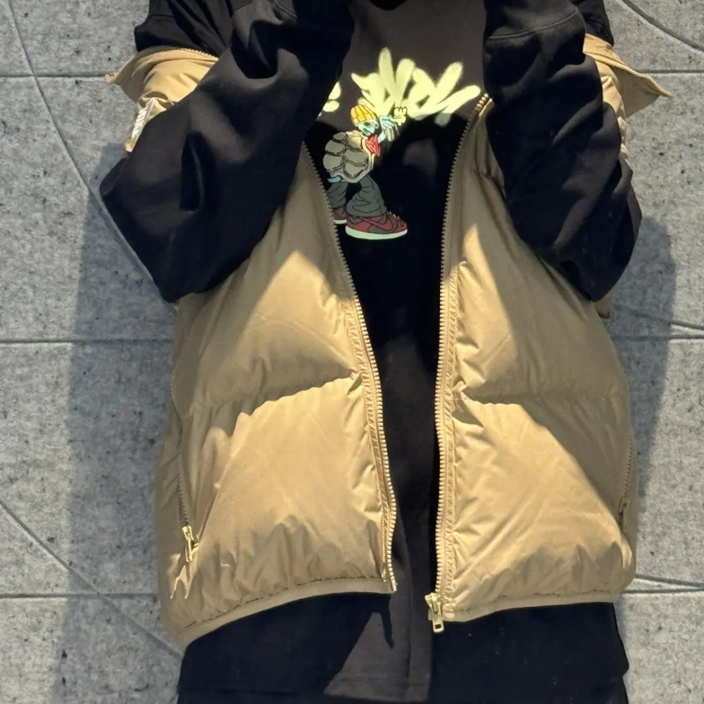 나이키 스포츠웨어 클럽 써마 핏 패딩 베스트 베이지 IB2978-297 - 상세 이미지 3
