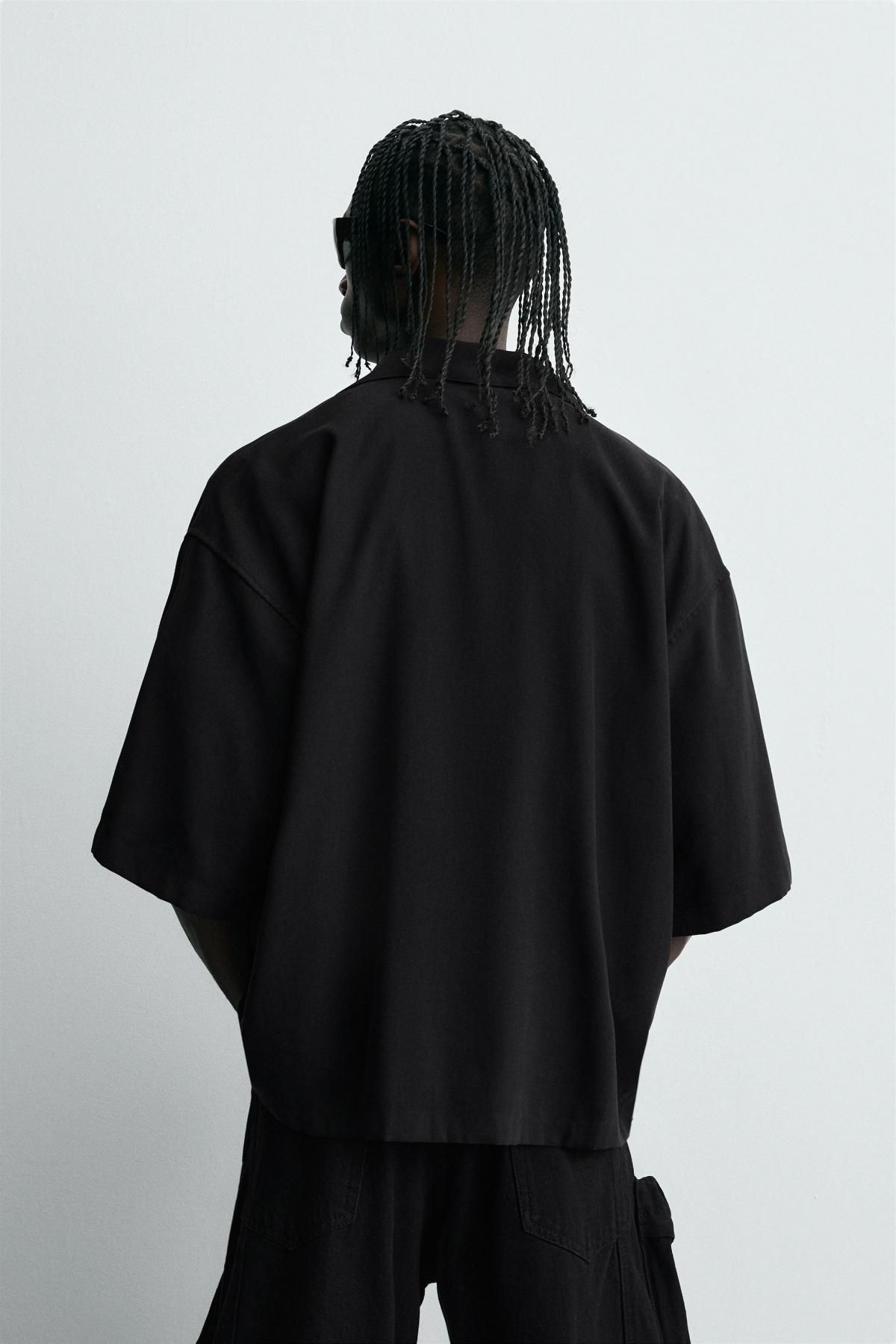 자라 테크니컬 릴렉스핏 반팔 셔츠 자수 텍스트 블랙 5644/342 BLACK - 상세 이미지 4