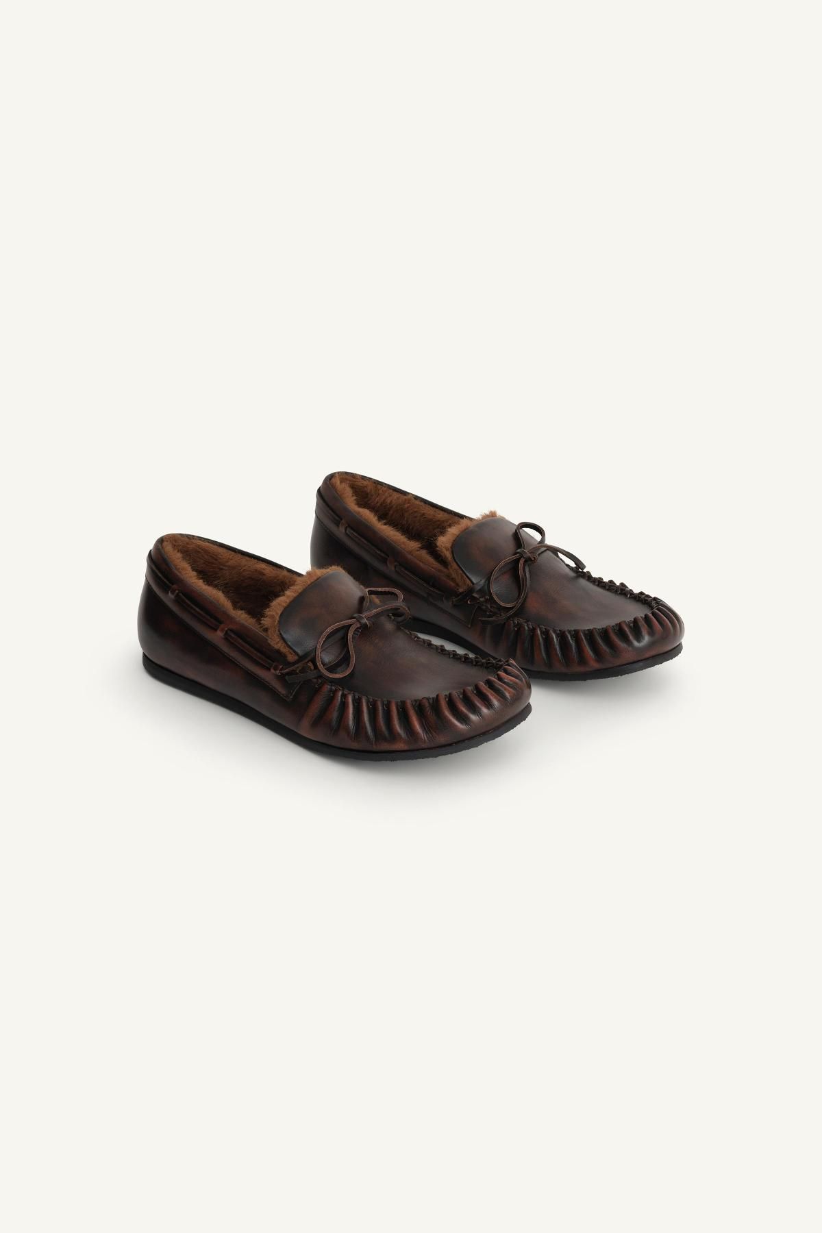 자라 한정판 프리미엄 레더 리본 클래식 로퍼 2667/620 BROWN - 상세 이미지 4